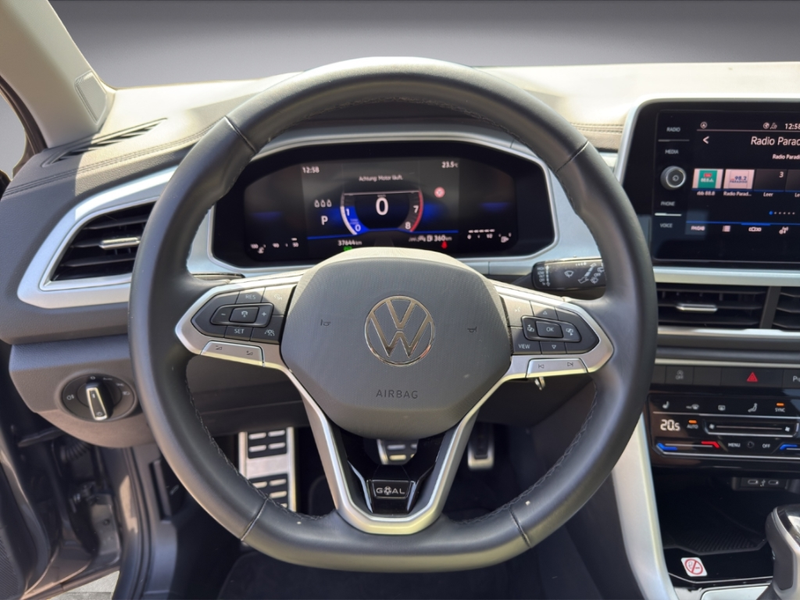 Volkswagen T-Roc 1.5 TSI Goal DSG ACC LED PDC Kam Allweterreifen Ga — photo 10