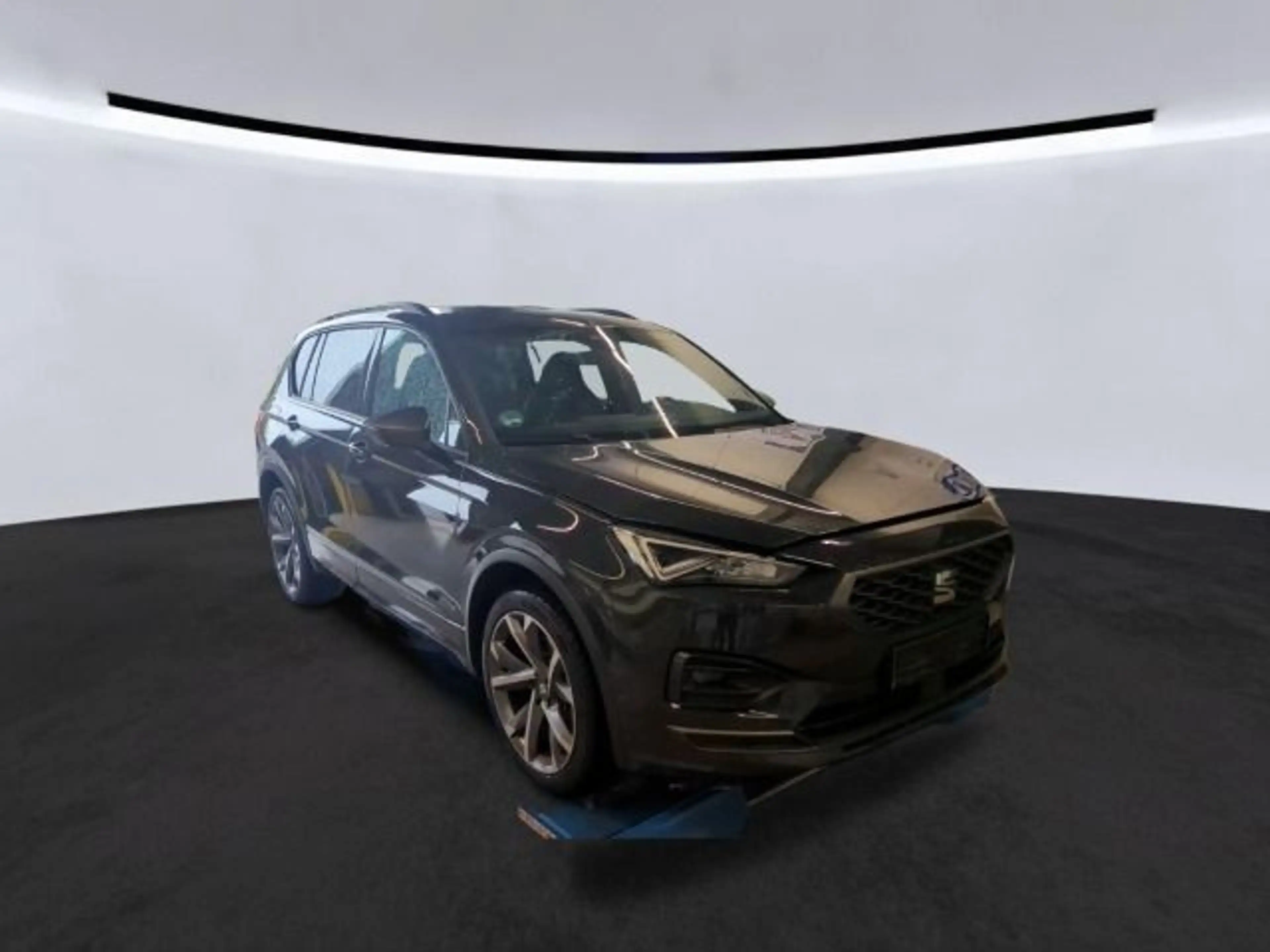 SEAT Tarraco FR e-HYBRID AHK/Nav/Kam/ACC/4xSHZ/Assist — photo 4