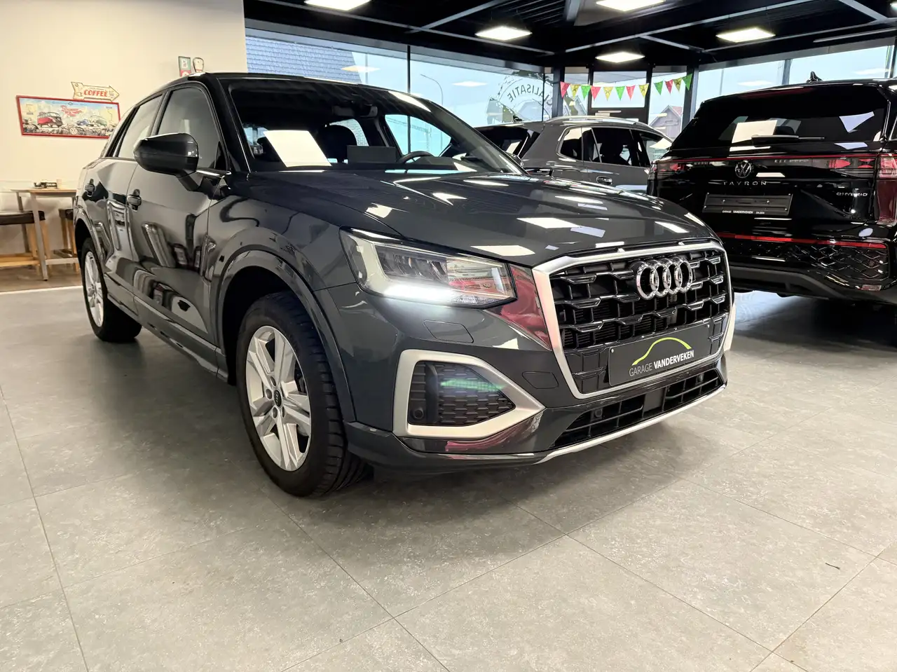 Audi Q2 Q2 35 TFSI Business Edition S tronic 17304 km !! 6