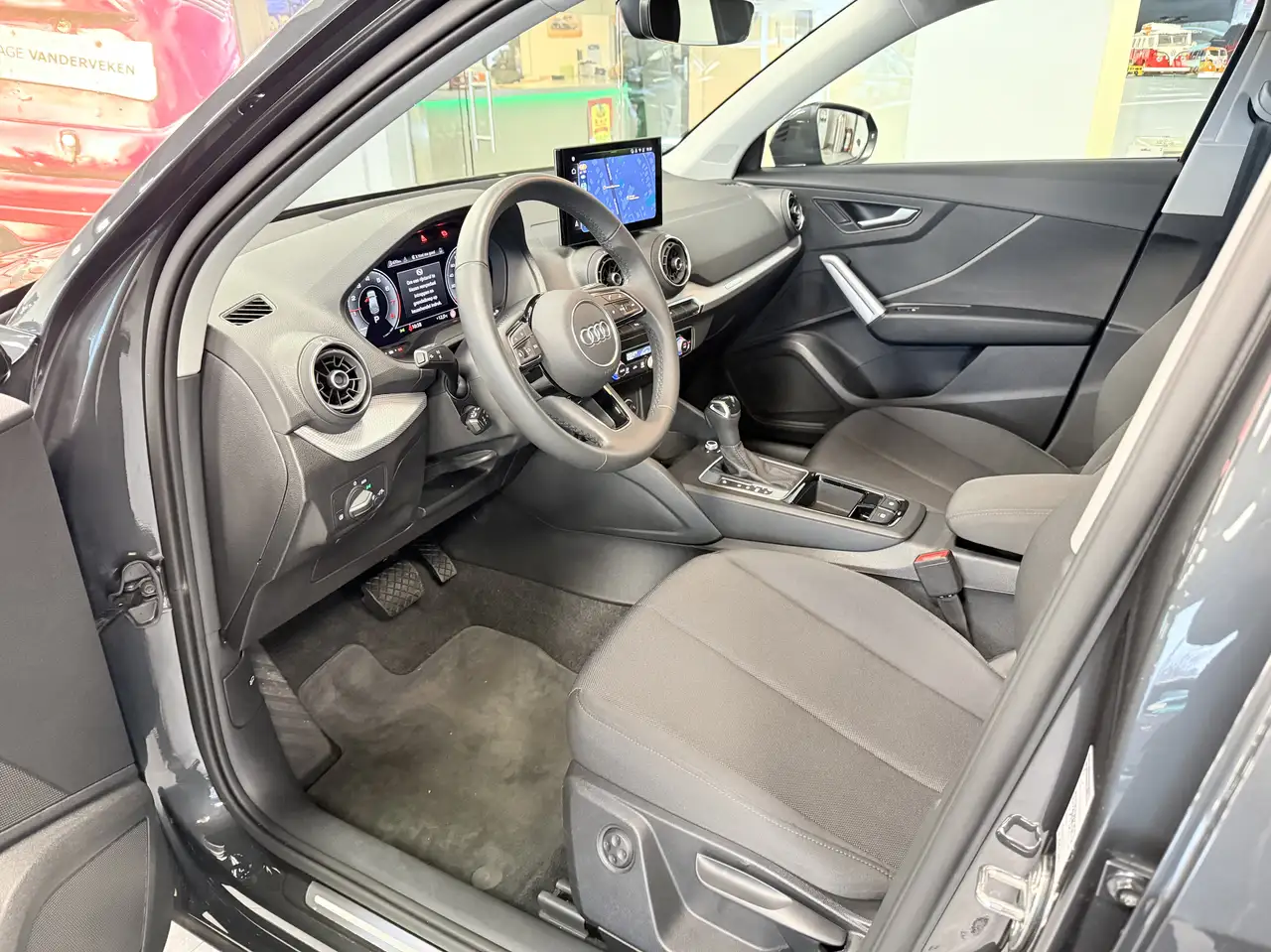 Audi Q2 Q2 35 TFSI Business Edition S tronic 17304 km !! 2
