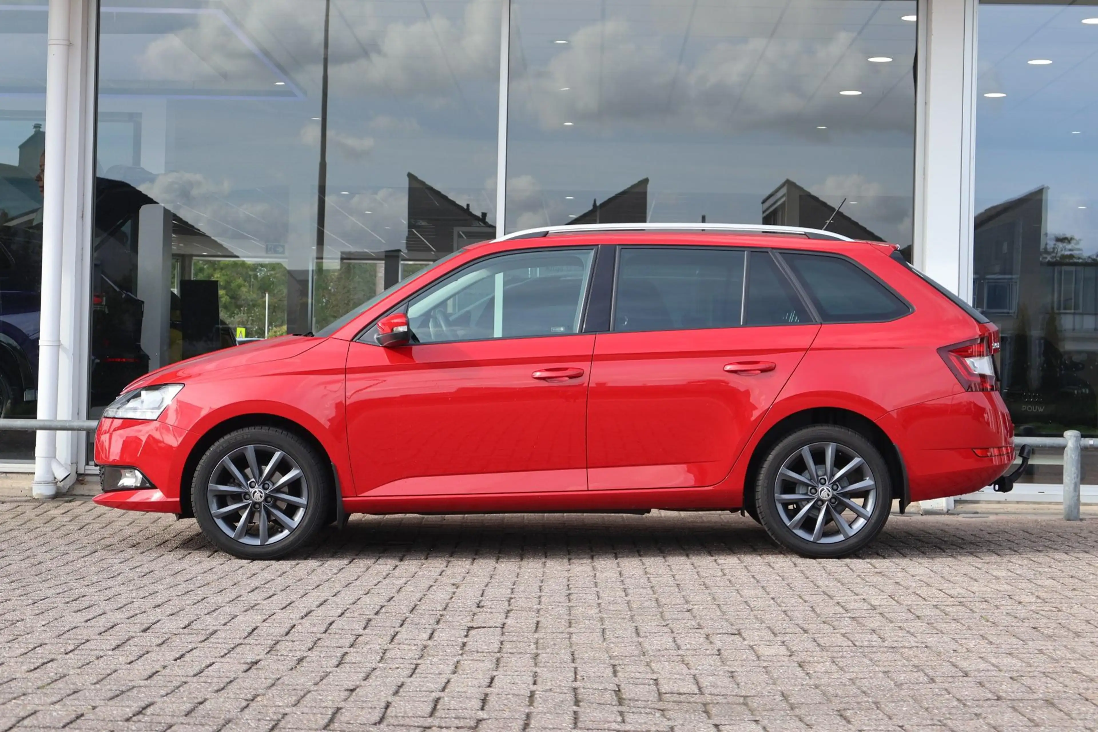 Skoda Fabia Combi 1.0 TSI 95pk Business Edition | Trekhaak | N — photo 14