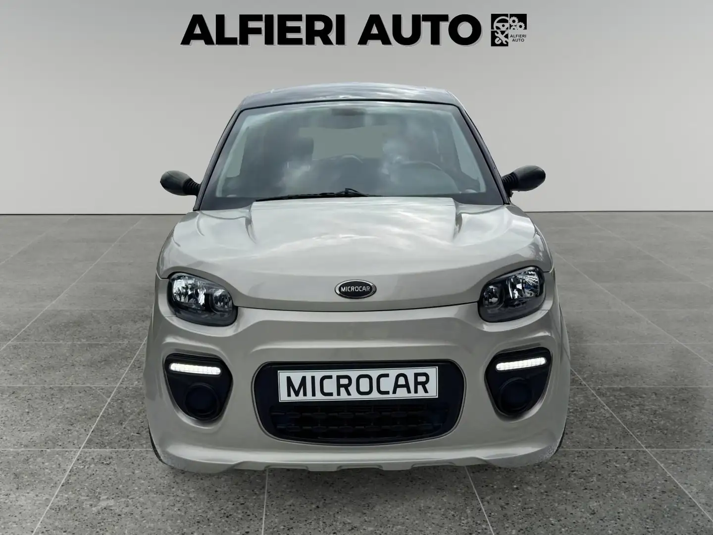 Microcar M.Go Must DCI CVT *Common-Rail* Gris - 2