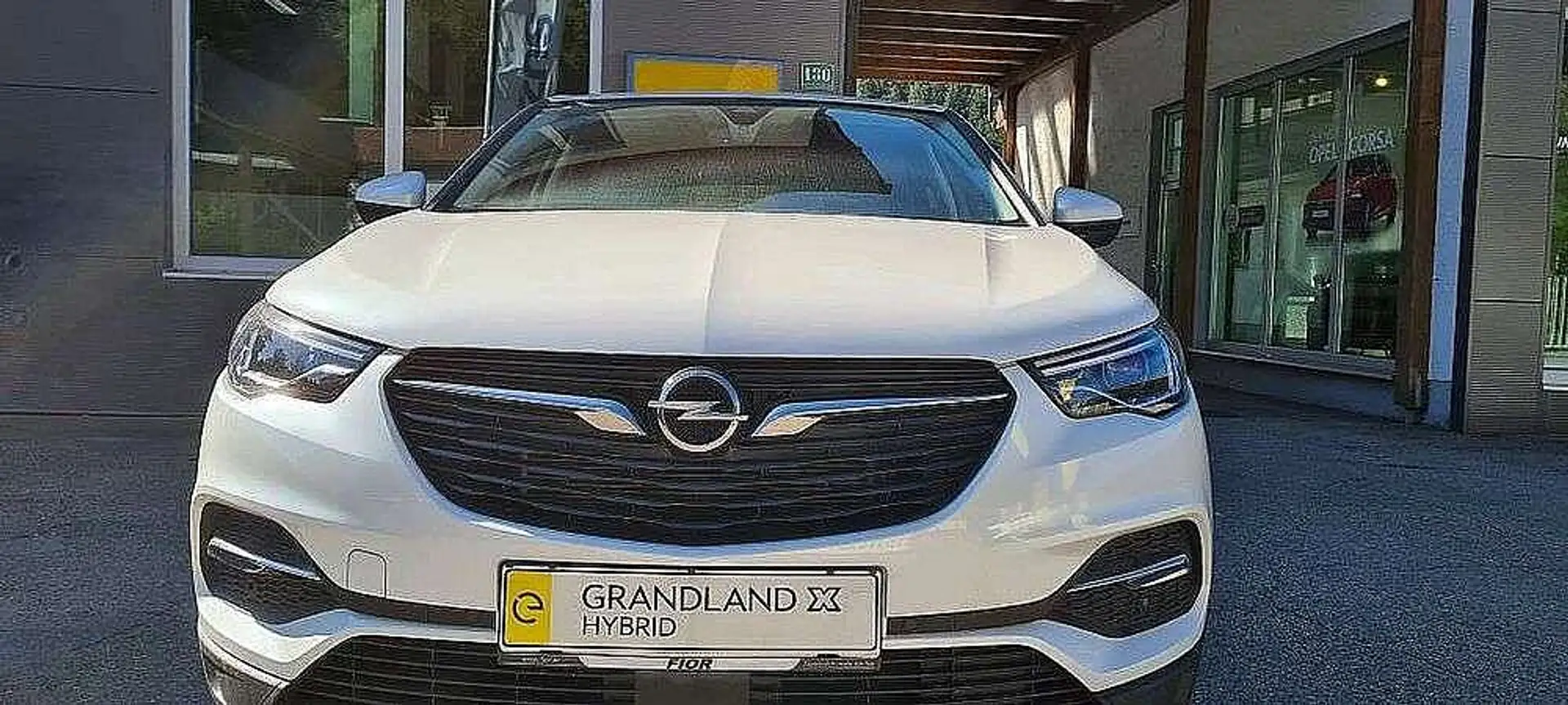 Opel Grandland X 1,6 Turbo PHEV Innovation Bianco - 2