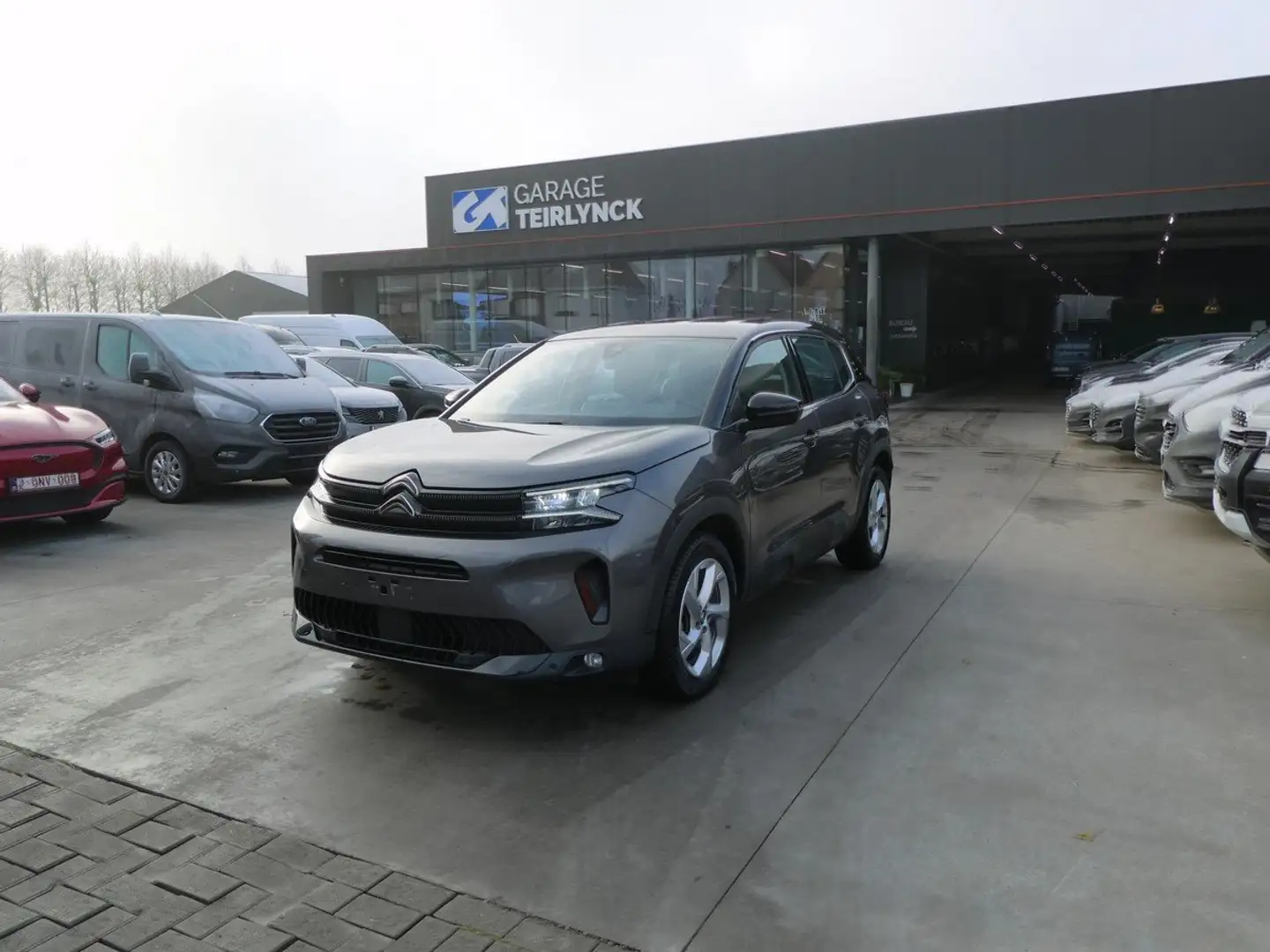 Citroen C5 Aircross 1.2 i benzine 130pk Plus Camera '23 (07585) Gris - 1