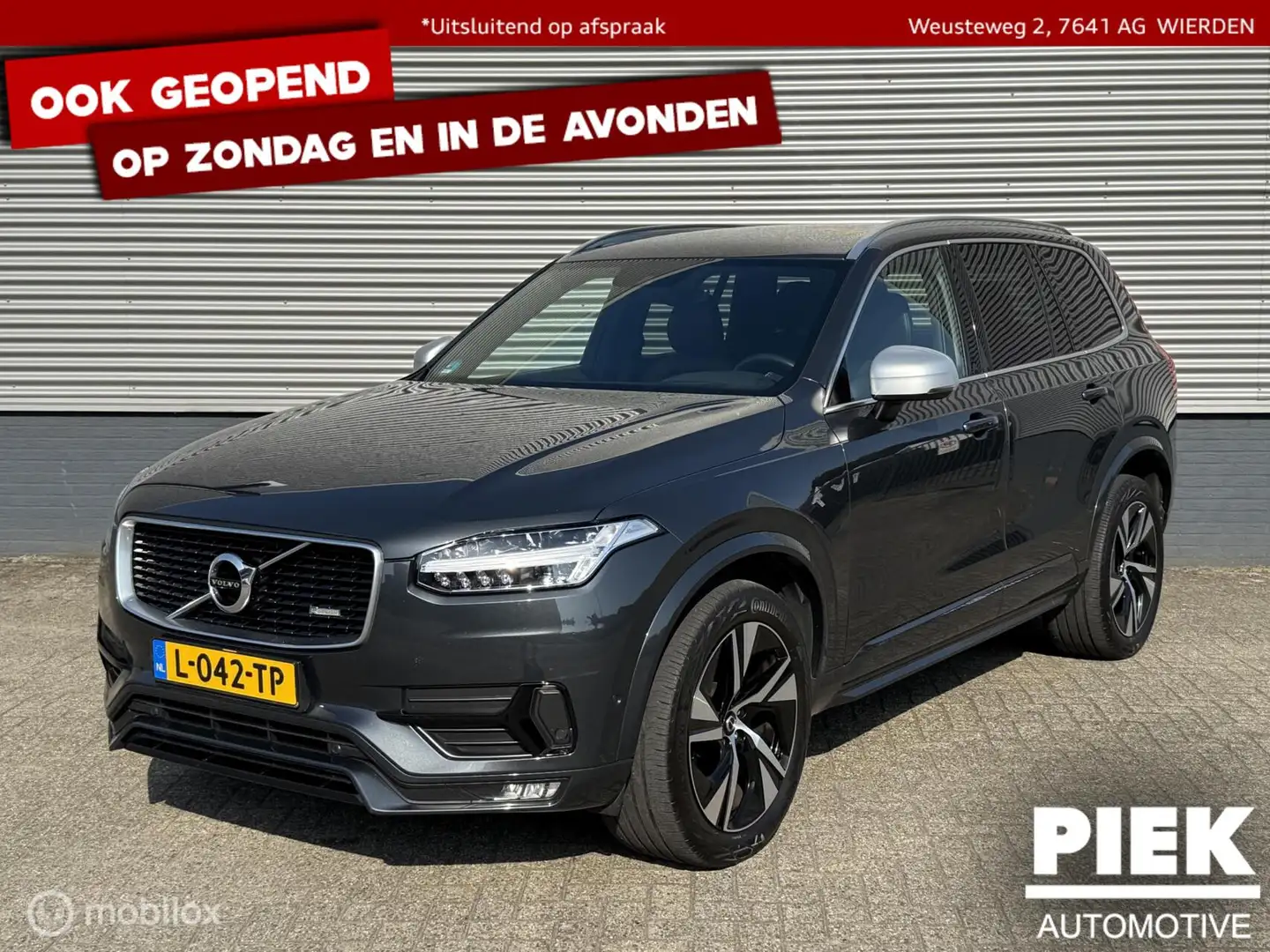 Volvo XC90 2.0 D4 R-Design BTW ! Grey - 1
