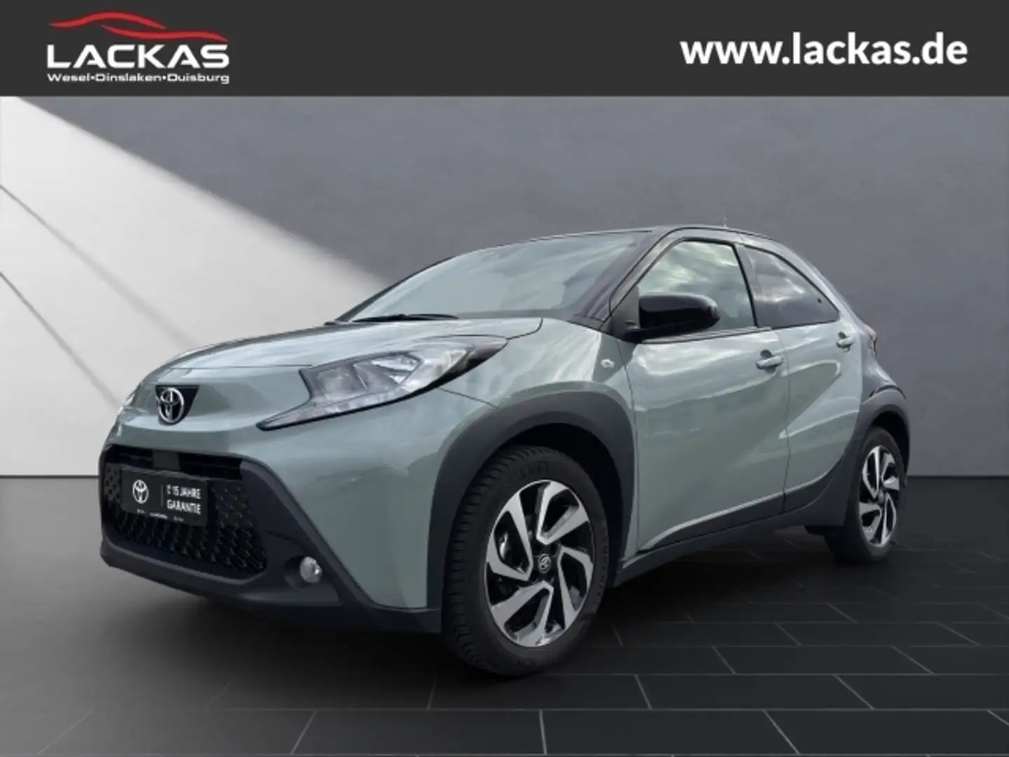 Toyota Aygo X Team D SHZ DAB Apple CarPlay Android Auto Vert - 1