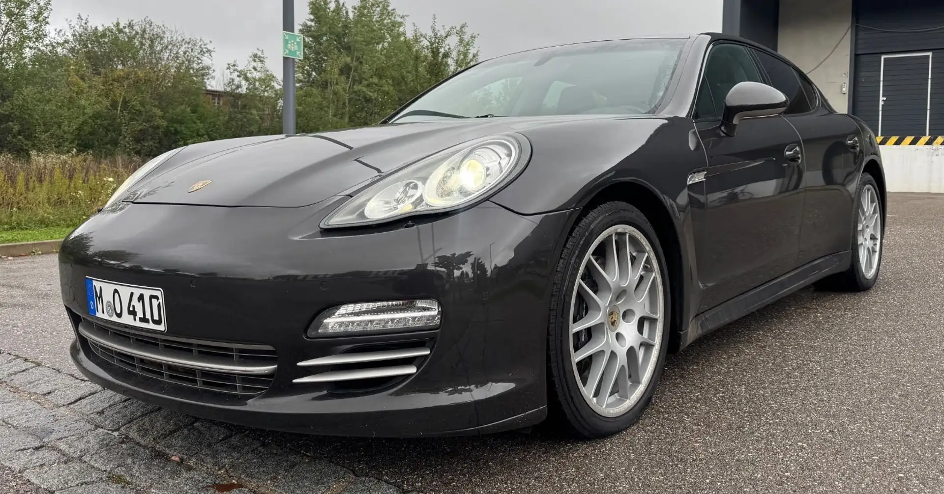 Porsche Panamera Diesel Platinum Edition 20 Zoll Grau - 2