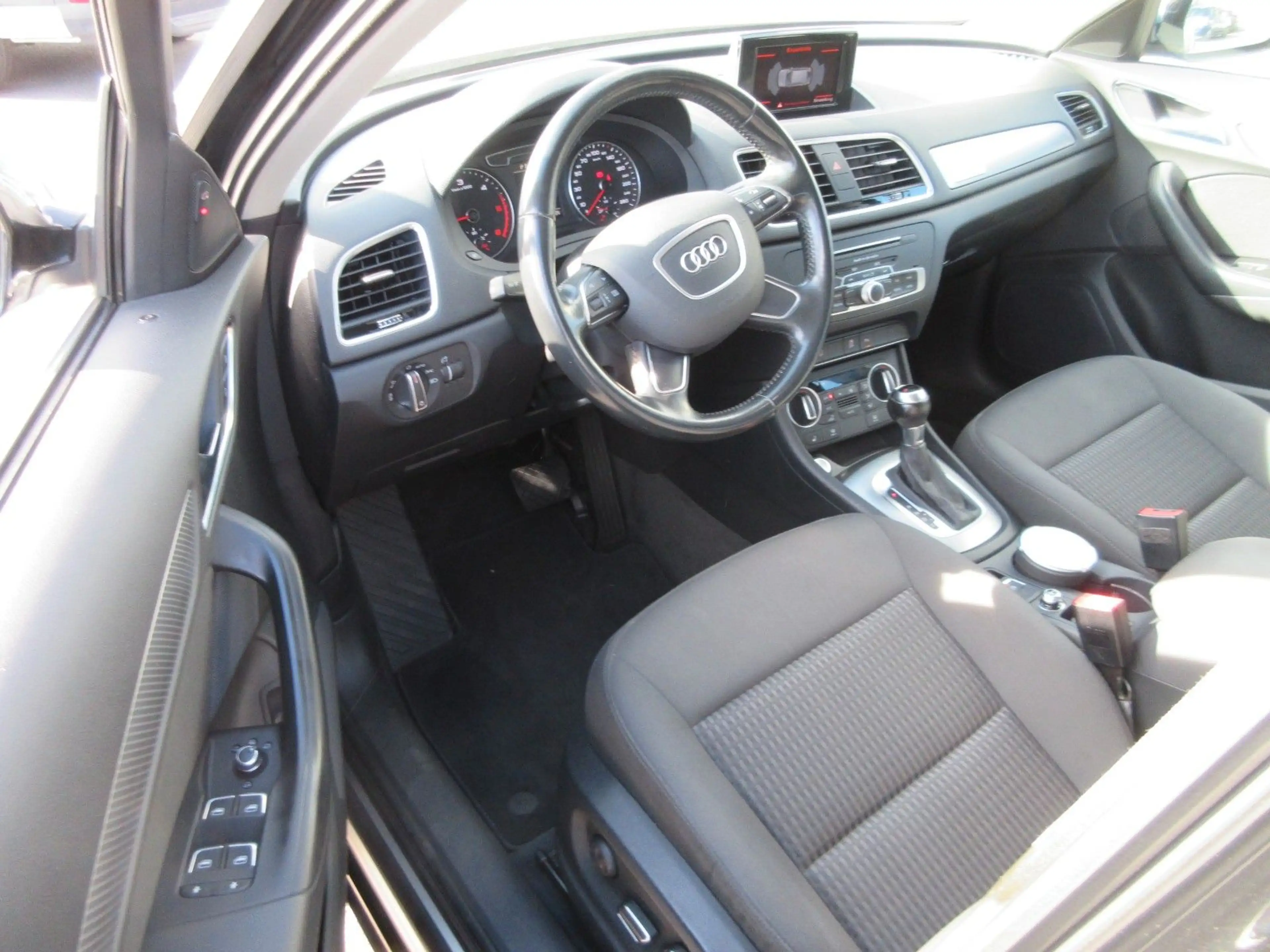 Audi Q3 design quattro **2.HAND**~incl. GARANTIE~TOP — photo 7