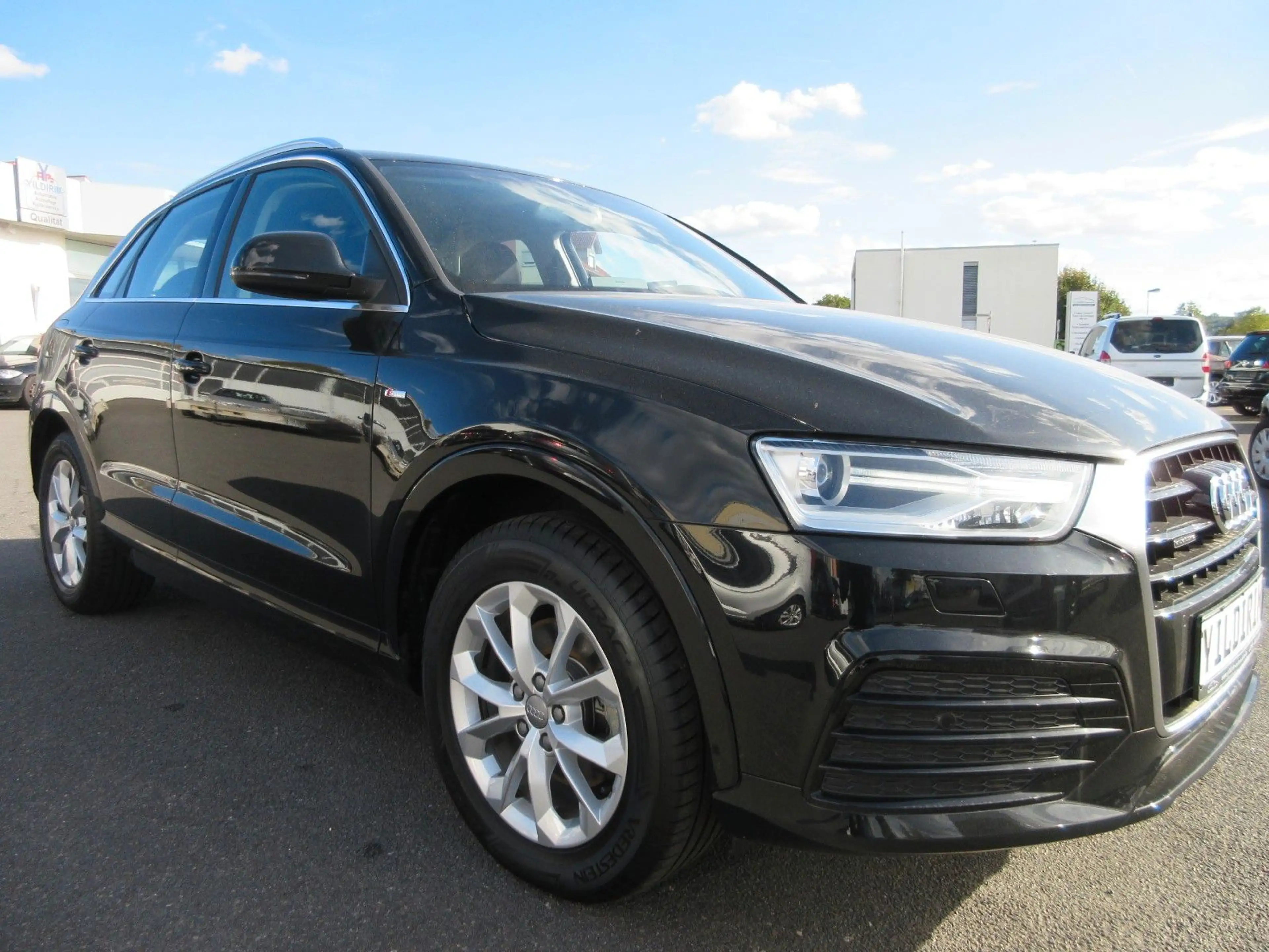 Audi Q3 design quattro **2.HAND**~incl. GARANTIE~TOP — photo 2