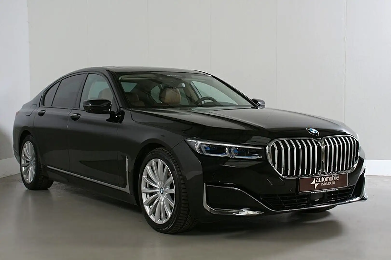 BMW 740 d xDr. Laser ACC HuD Massage Standh Sitzbelüf Schwarz - 2