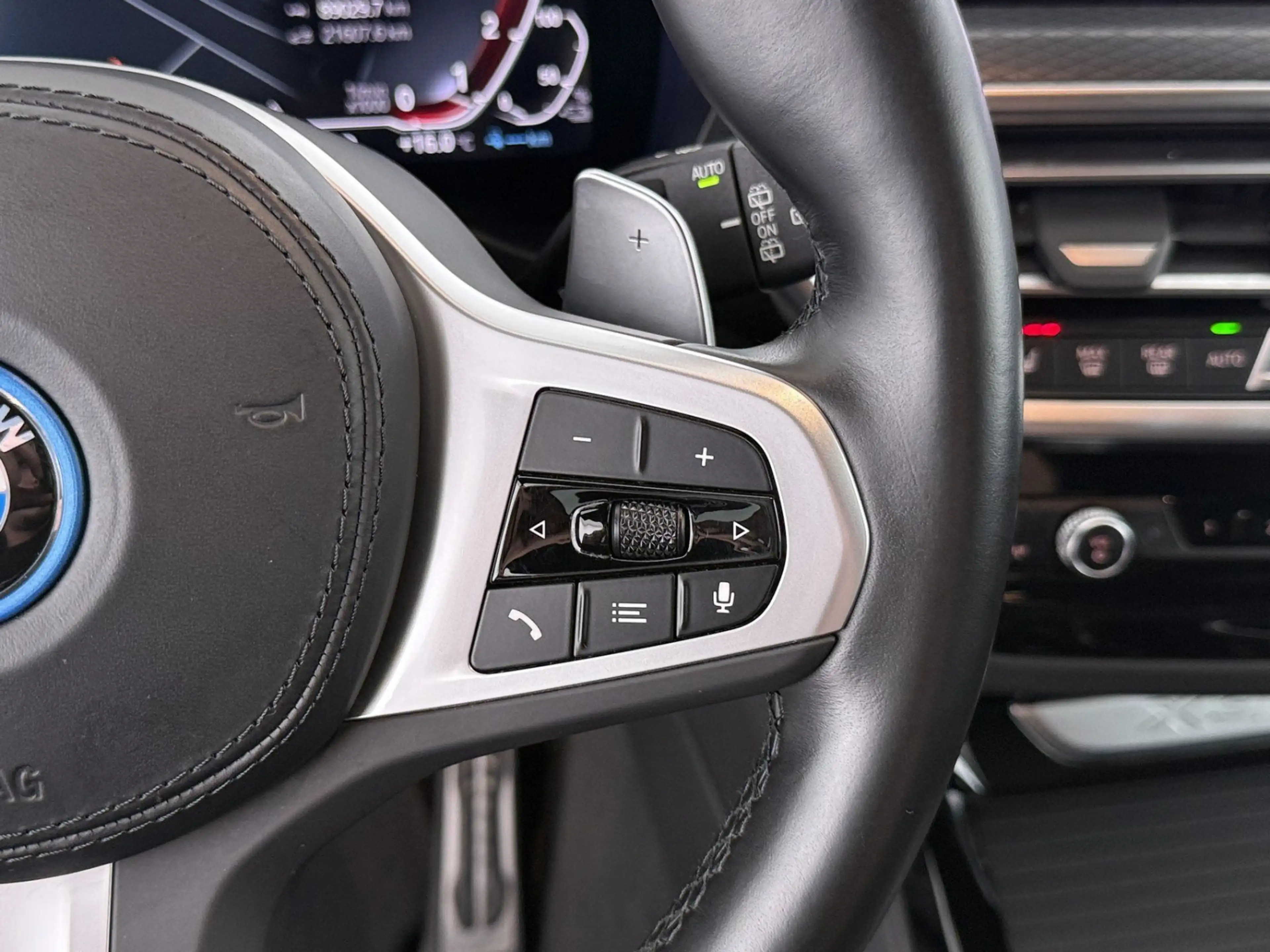 BMW X3 xDrive30e M-Sport Aut LED HEAD-UP AHK RADAR — photo 24