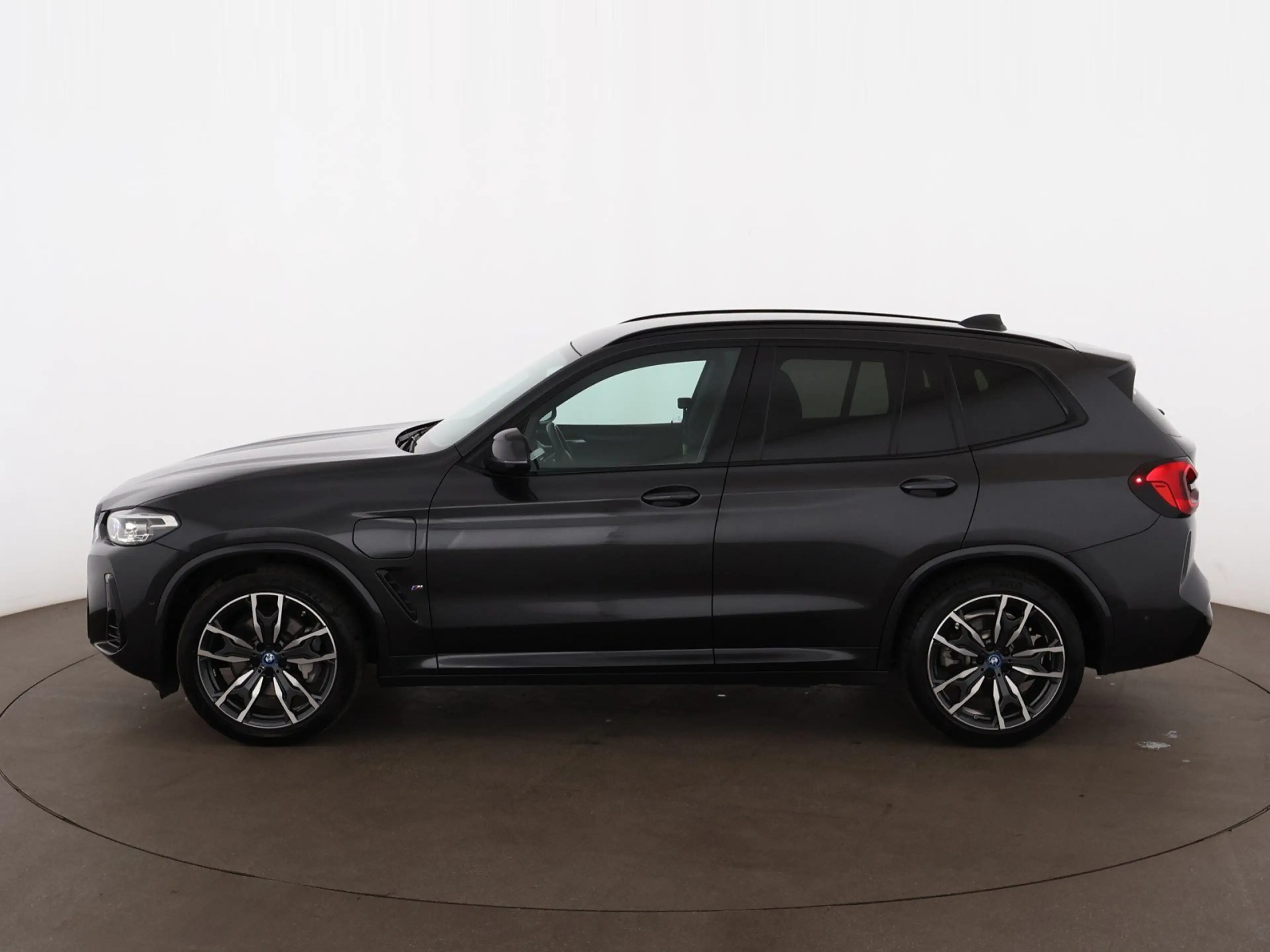 BMW X3 xDrive30e M-Sport Aut LED HEAD-UP AHK RADAR — photo 7