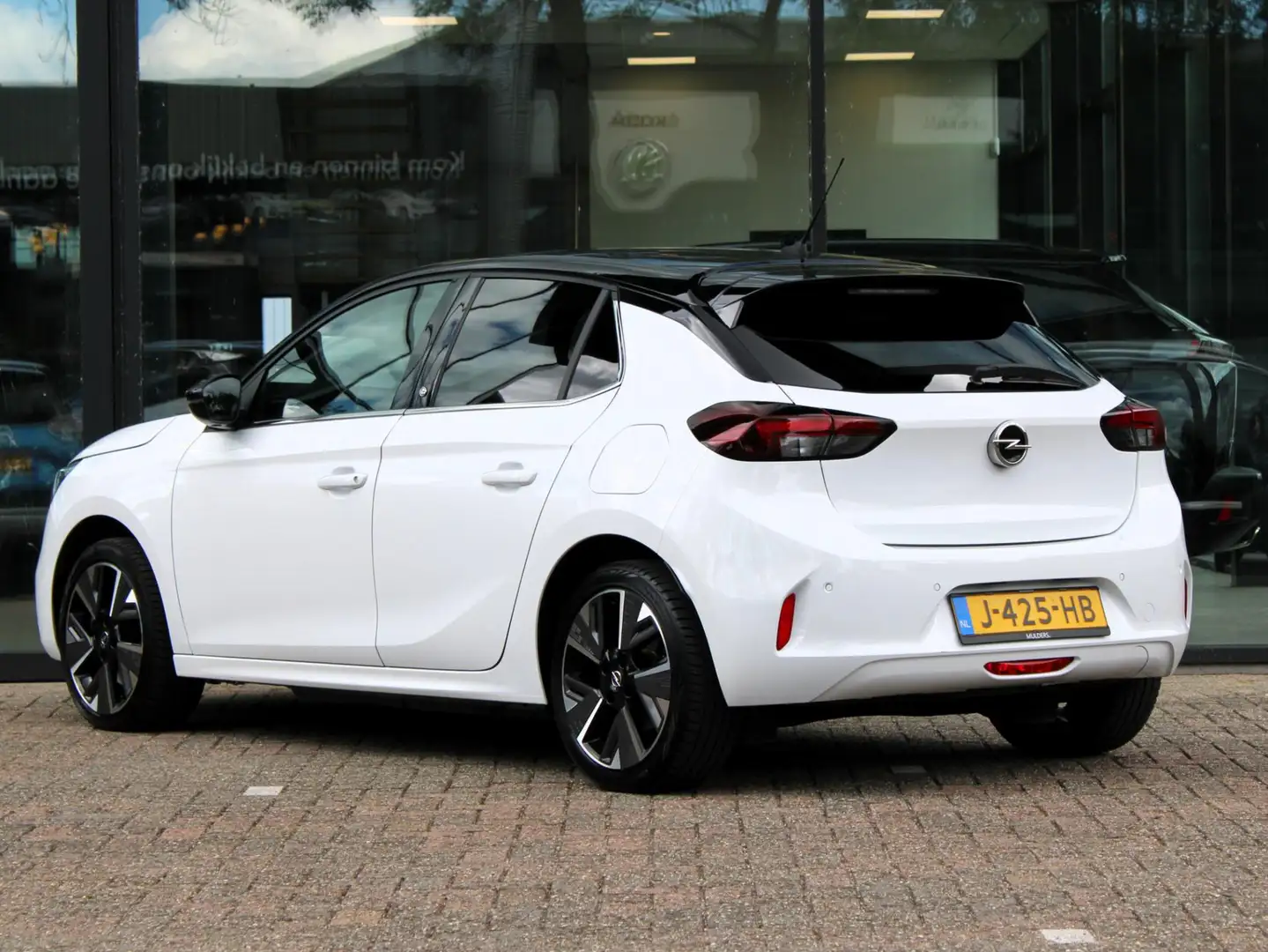 Opel Corsa-e Elegance 50 kWh | Navi / Climate / Cruise Weiß - 2