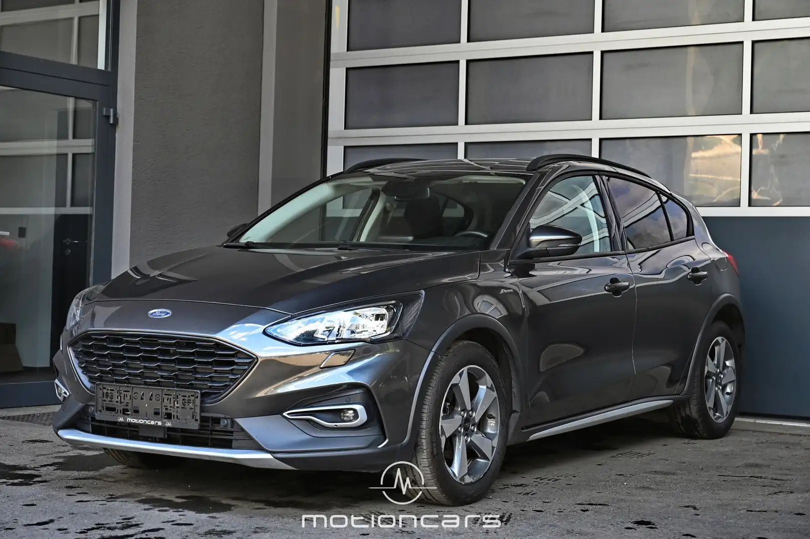 Ford Focus 1.0 EcoBoost Active Start/Stopp Pickerl NEU Grau - 1