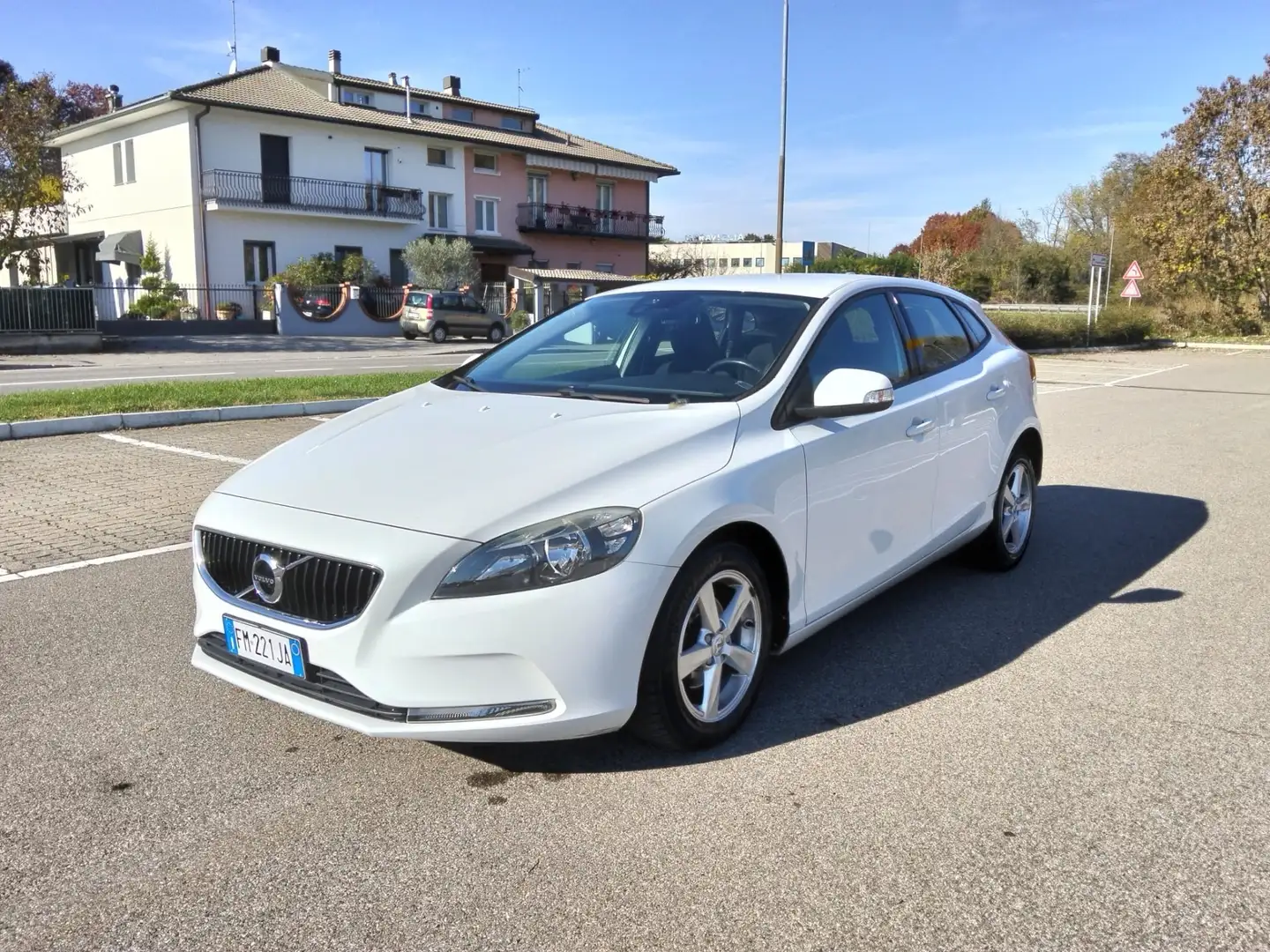 Volvo V40 V40 D2 120Cv*S&S*Cerchi*Sensori*Cruise*Euro 6B Blanco - 1