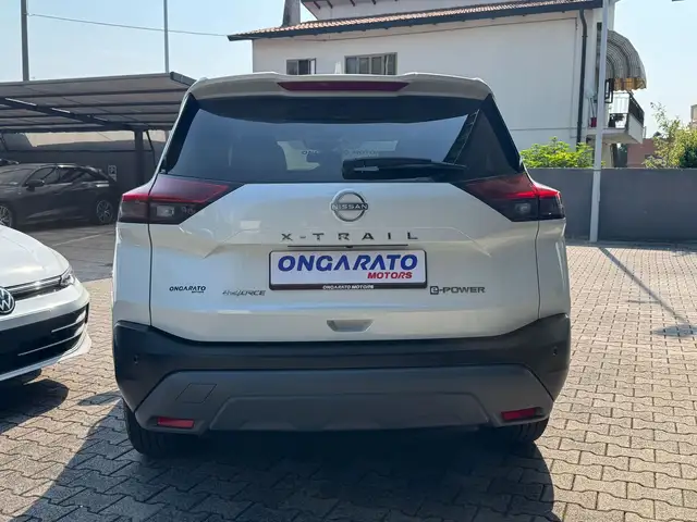 Nissan X-Trail view 7