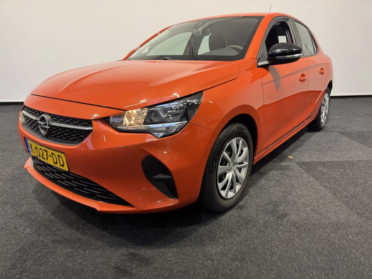 Opel Corsa 1.2 Edition Carplay Airco cruise control Oranje - 2