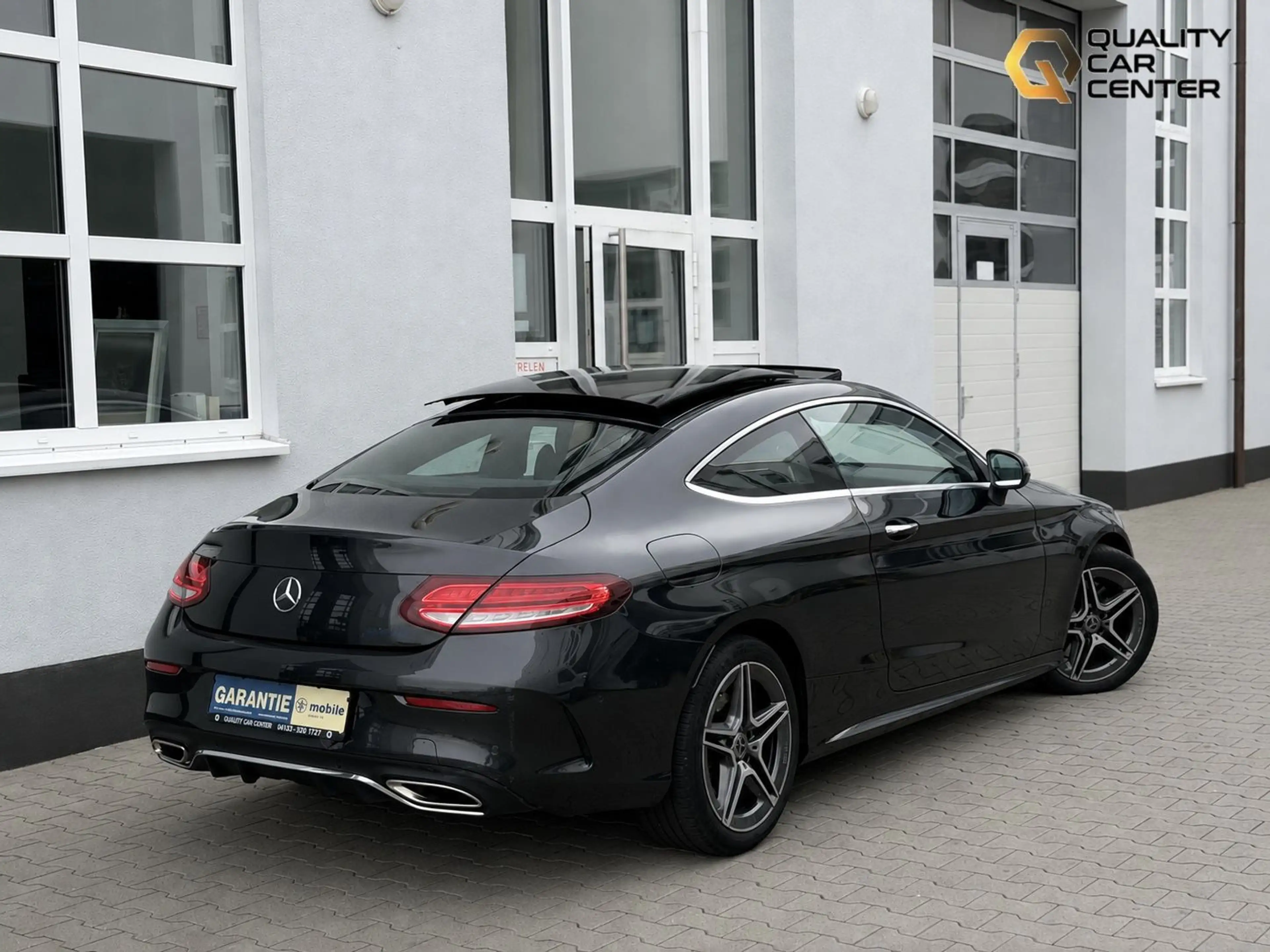 Mercedes-Benz C 300 Coupe 9G AMG *PANO*SPUR*KAMERA*AHK*KEYLESS — photo 3