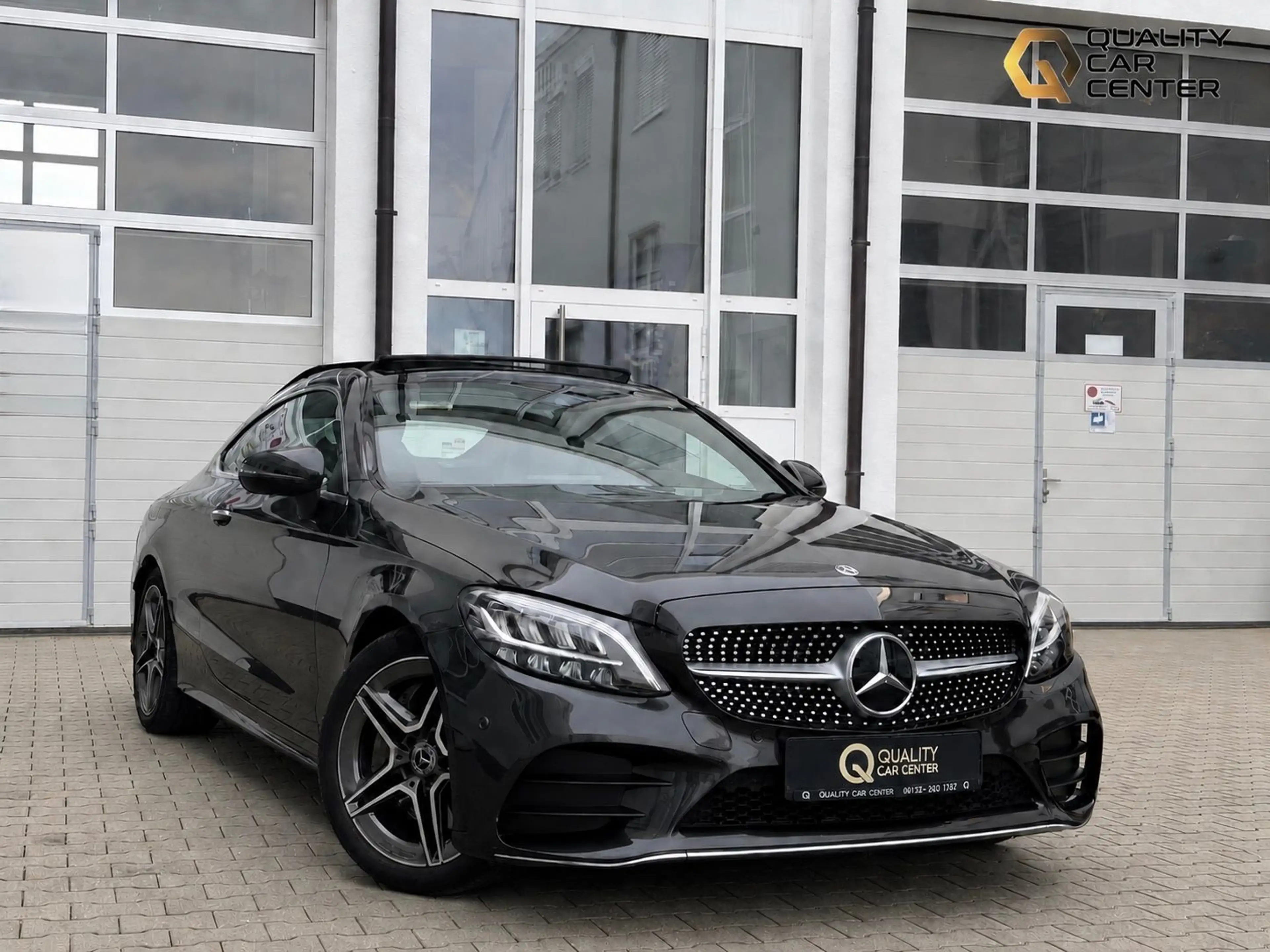 Mercedes-Benz C 300 Coupe 9G AMG *PANO*SPUR*KAMERA*AHK*KEYLESS