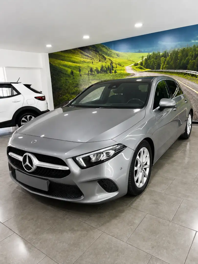 Mercedes-Benz A 180 180d 7G-DCT Gris - 2