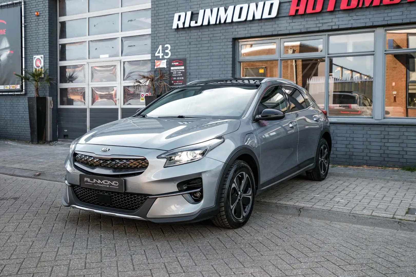Kia XCeed 1.6 GDi PHEV DynamicPlusLine |Pano|Lane-Assist|Car Gris - 1