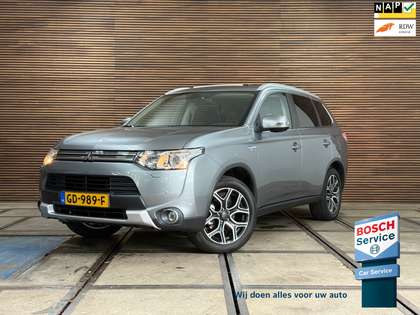 Mitsubishi Outlander 2.0 PHEV Instyle+ X-Line | Full Option | Schuifdak