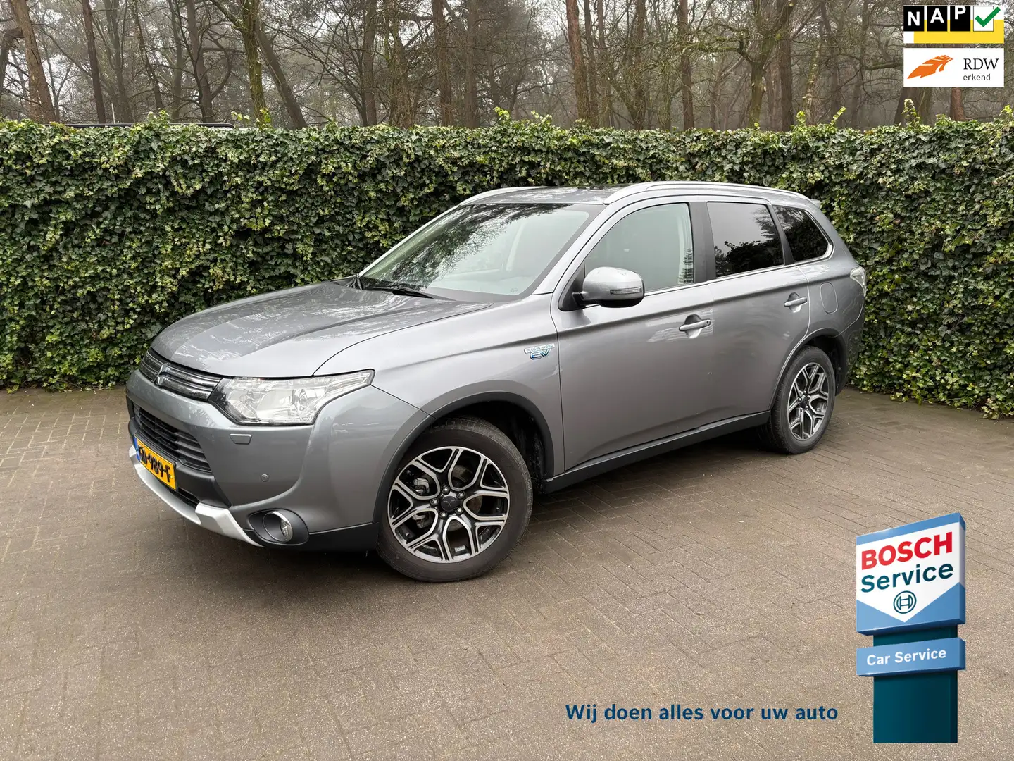 Mitsubishi Outlander 2.0 PHEV Instyle+ X-Line | Full Option | Schuifdak Gri - 1