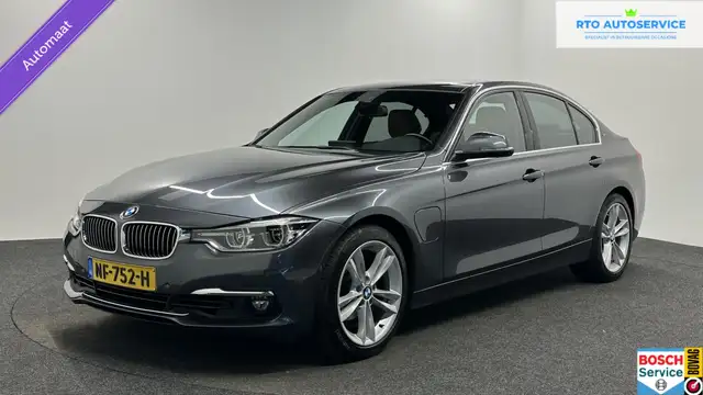 BMW 330 3-serie 330e Centennial High Executive LEER STOELV