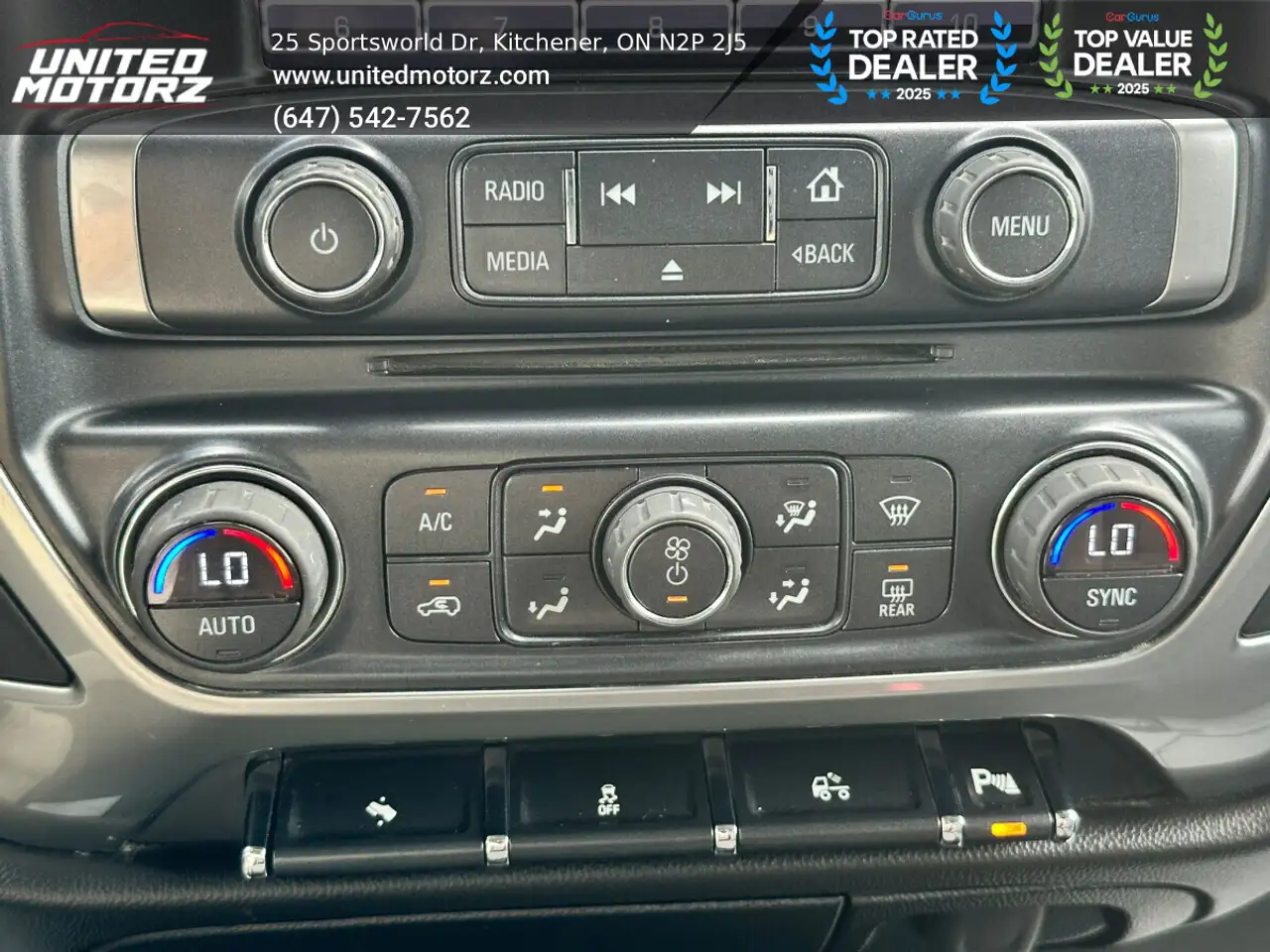 Chevrolet Silverado 1500 снимка Chevrolet Silverado 1500