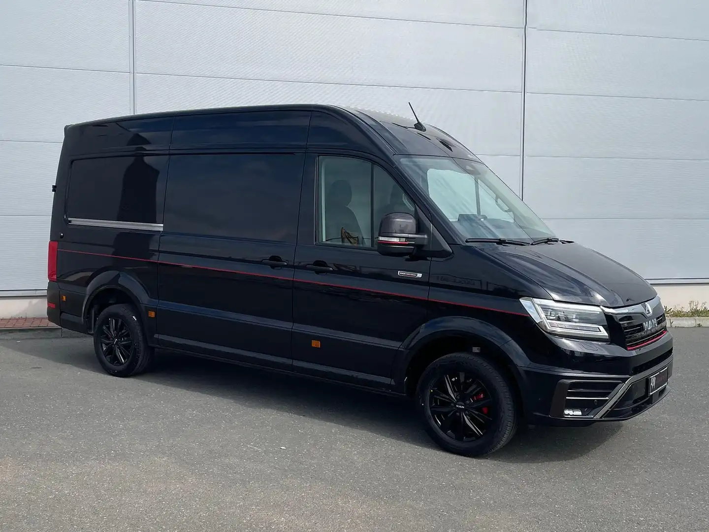 MAN TGE 3.200 L3H3 Kasten 4x4 Individual S ACC STHZ Negro - 2