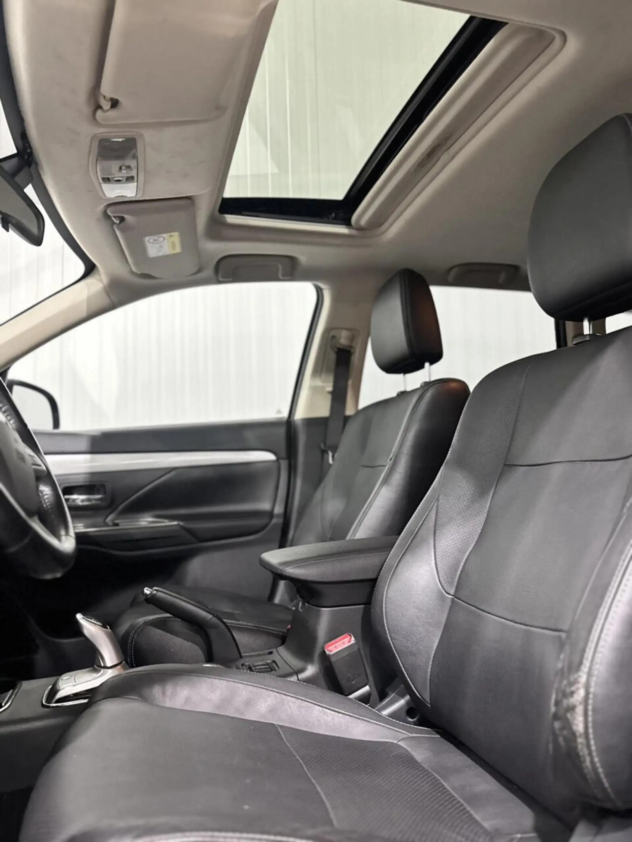 Mitsubishi Outlander 2.0 PHEV Instyle+|TREKHAAK|PANO|ACC| — photo 10