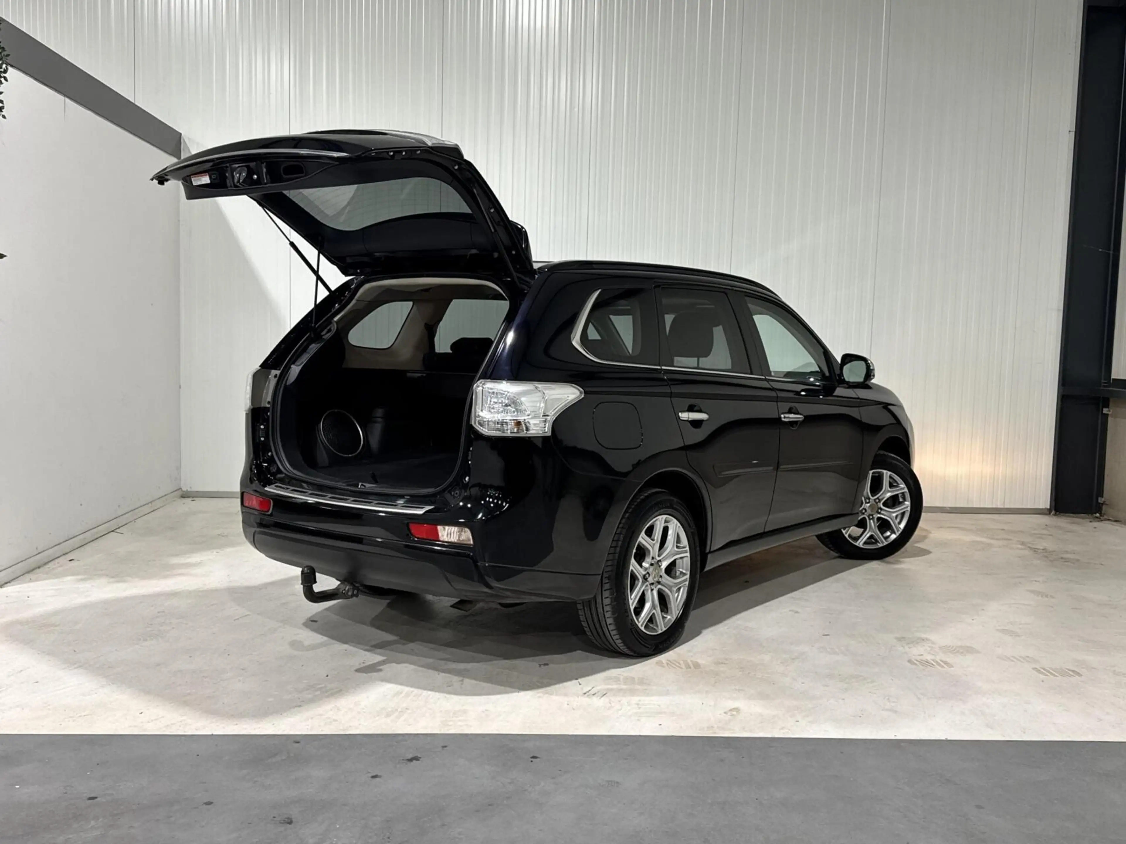 Mitsubishi Outlander 2.0 PHEV Instyle+|TREKHAAK|PANO|ACC| — photo 20