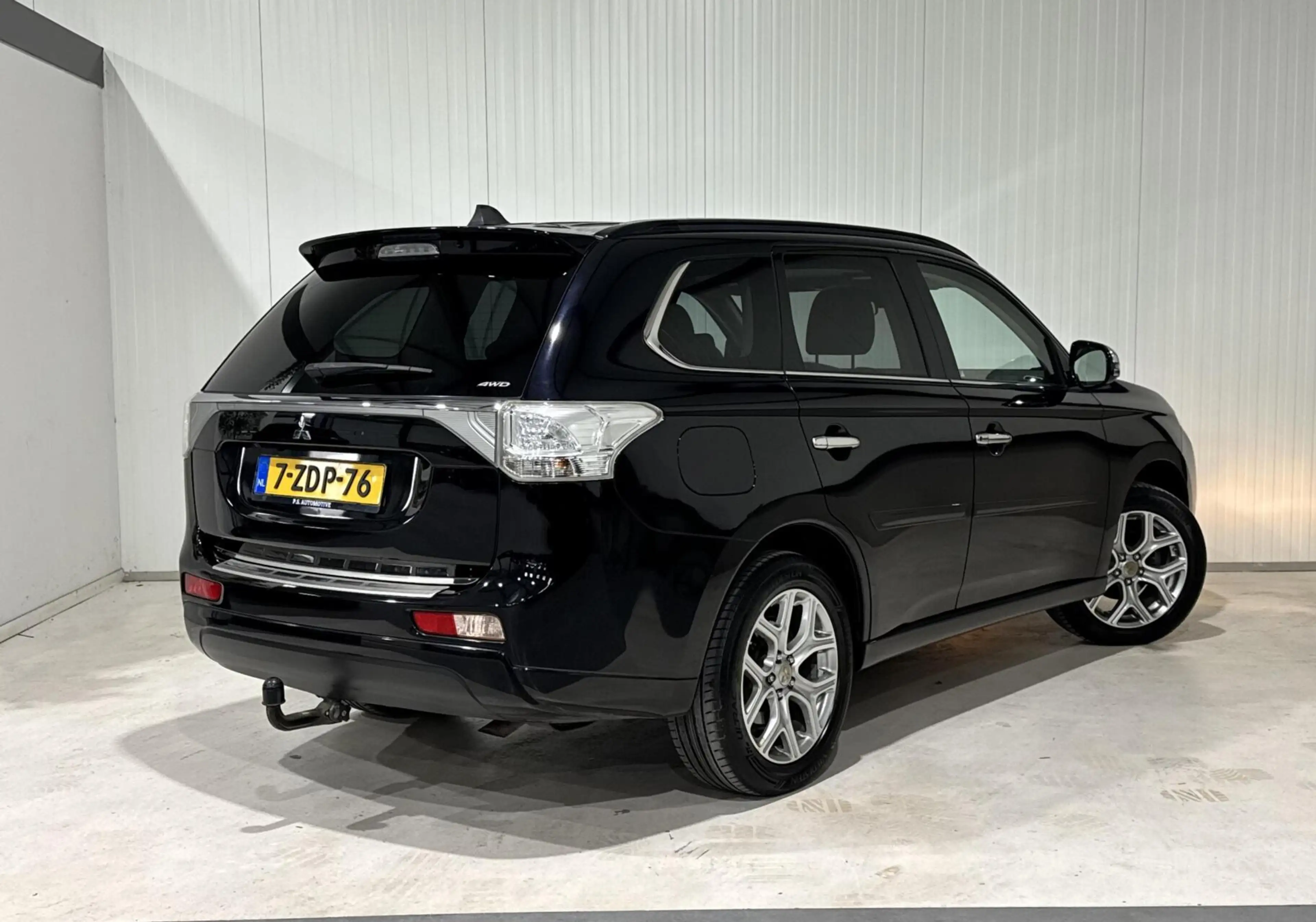 Mitsubishi Outlander 2.0 PHEV Instyle+|TREKHAAK|PANO|ACC| — photo 3