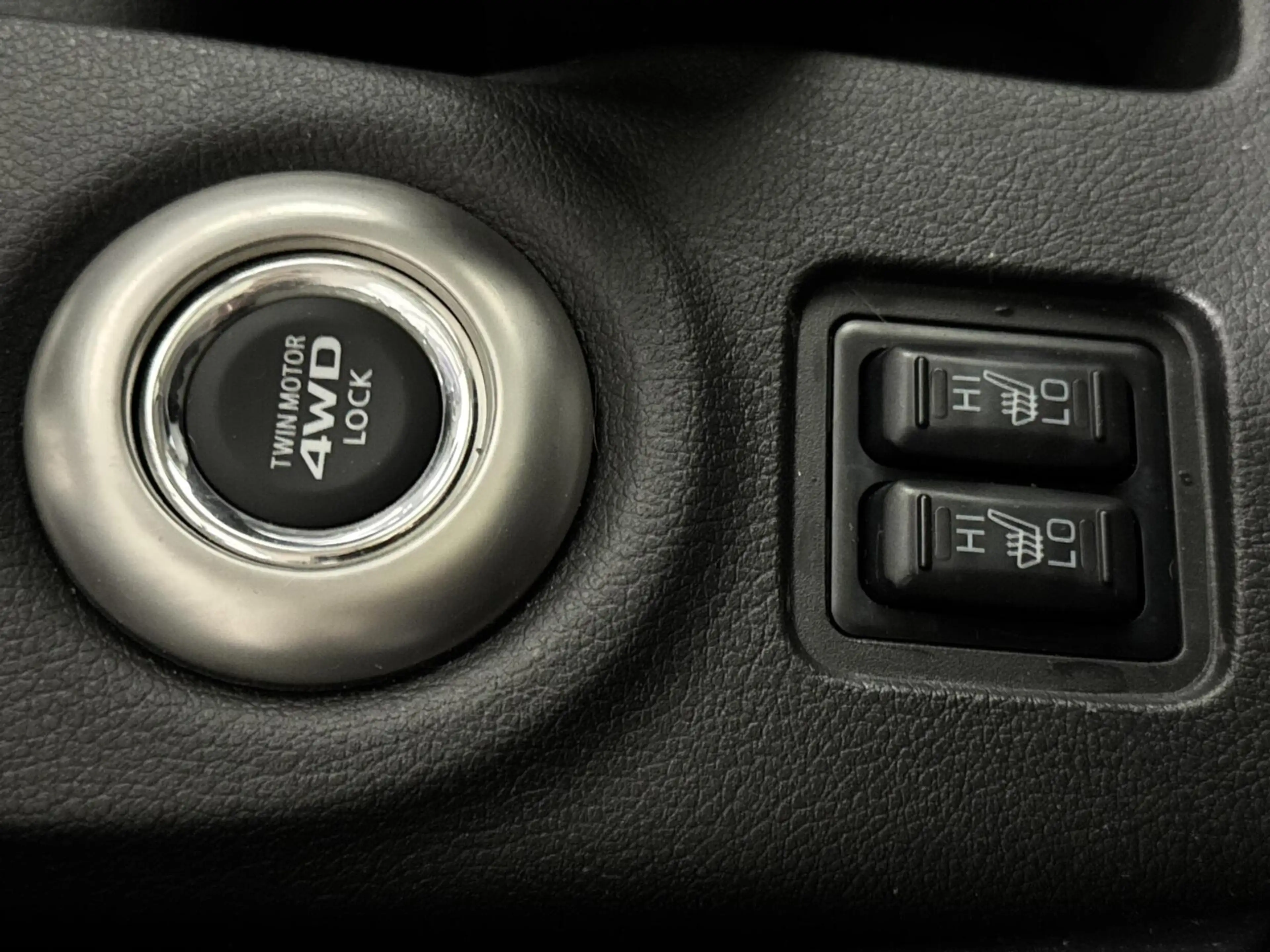 Mitsubishi Outlander 2.0 PHEV Instyle+|TREKHAAK|PANO|ACC| — photo 27