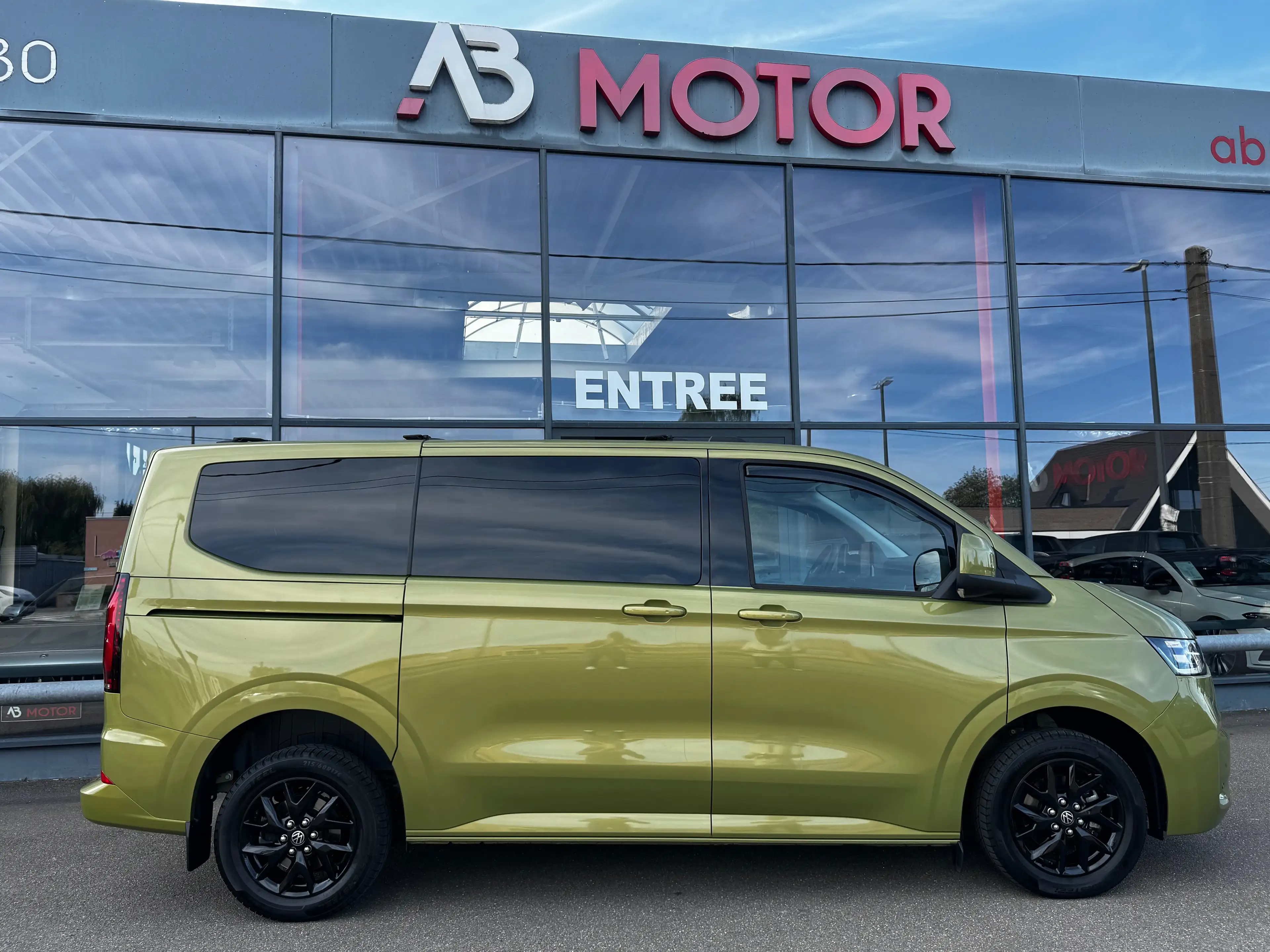 Volkswagen T7 Caravelle Caravelle 2.0 TDi DSG 150 CV 8 PLACES NEW MODEL FULL OPTIONS 1ER PROPRIETAIRE — photo 7