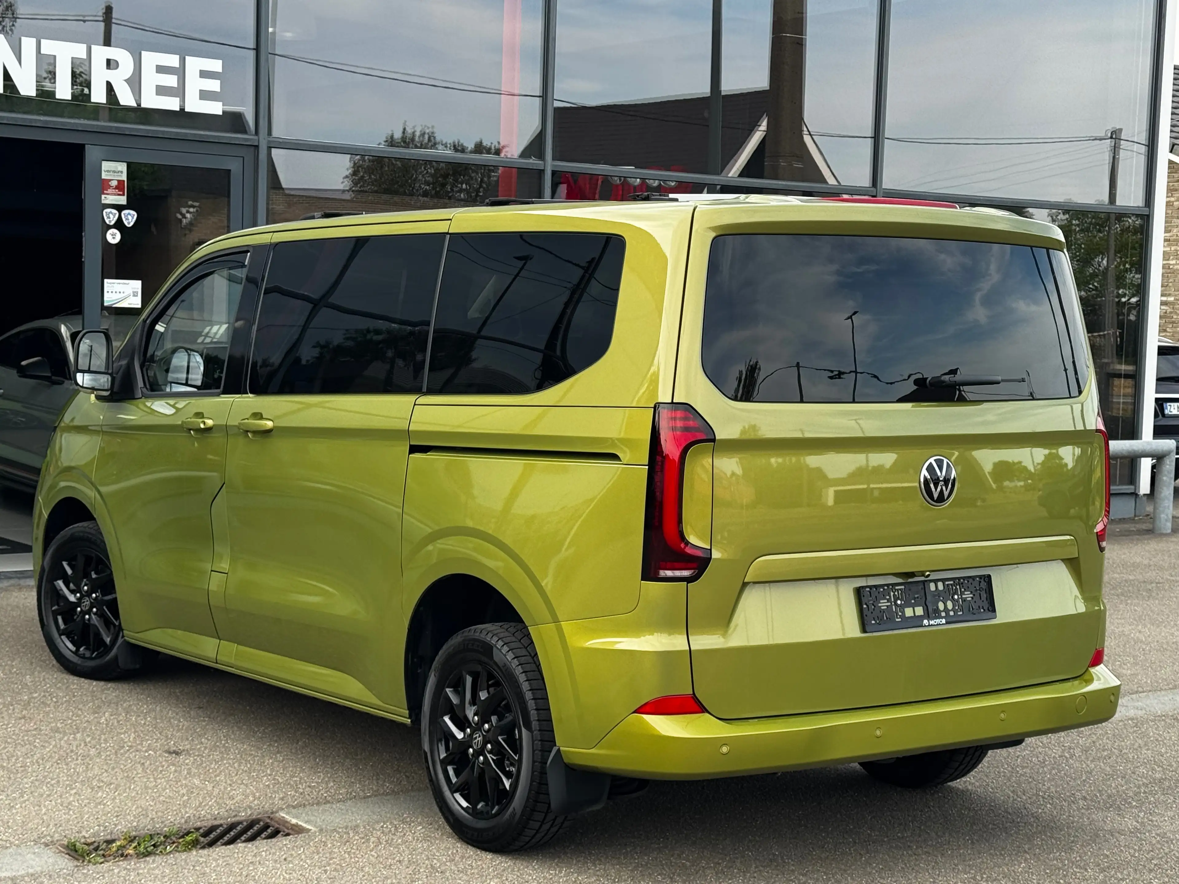 Volkswagen T7 Caravelle Caravelle 2.0 TDi DSG 150 CV 8 PLACES NEW MODEL FULL OPTIONS 1ER PROPRIETAIRE — photo 3