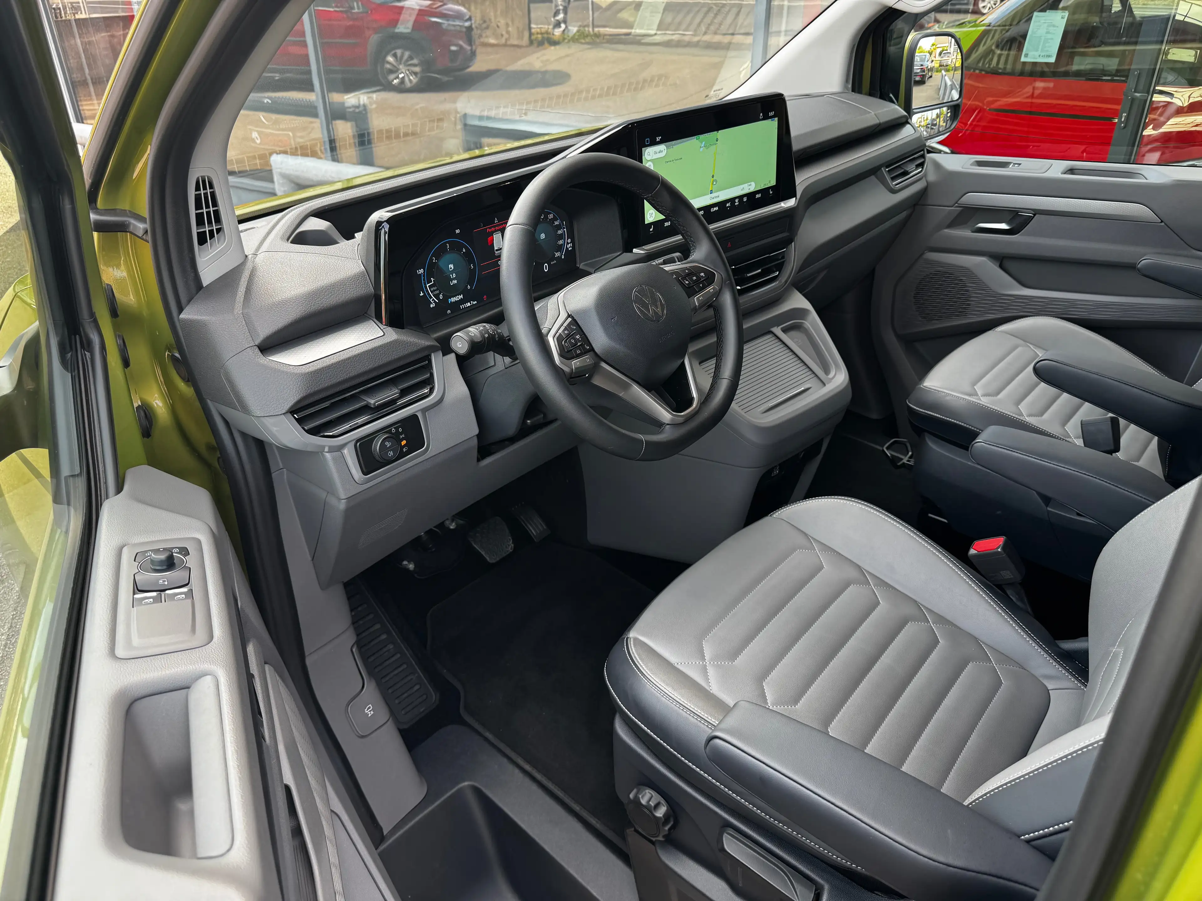 Volkswagen T7 Caravelle Caravelle 2.0 TDi DSG 150 CV 8 PLACES NEW MODEL FULL OPTIONS 1ER PROPRIETAIRE — photo 11