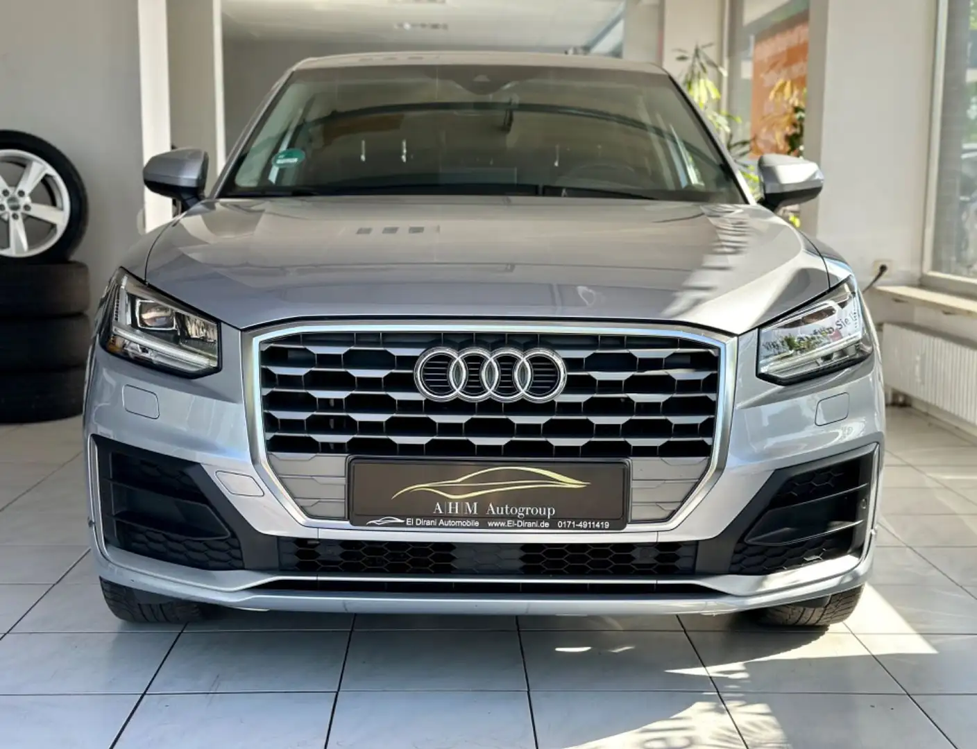 Audi Q2 30TFSI S tronic S Line/1.Hand*/ACC/LED/RCam/ Plateado - 2
