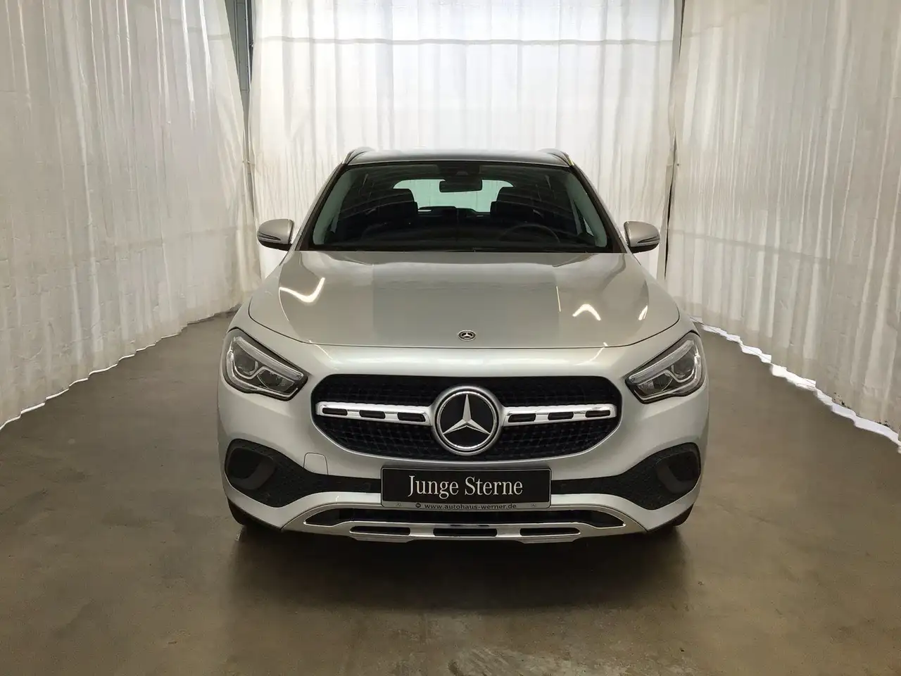 Mercedes-Benz GLA PROGRE BUSI MBUX+ SHZ KAMERA AHK LED DAB, миниатюра 3