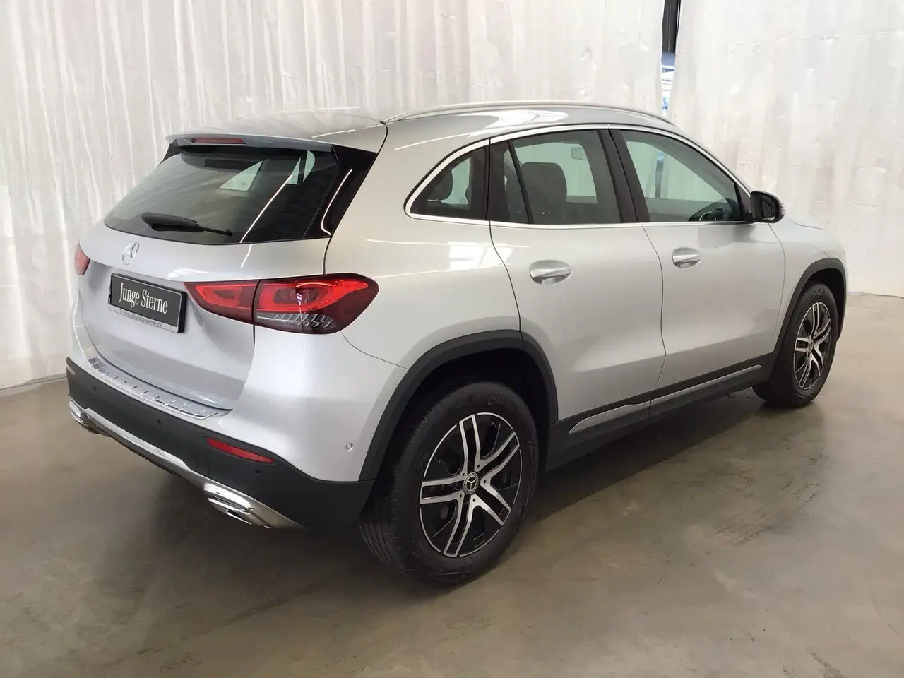 Mercedes-Benz GLA PROGRE BUSI MBUX+ SHZ KAMERA AHK LED DAB, миниатюра 4