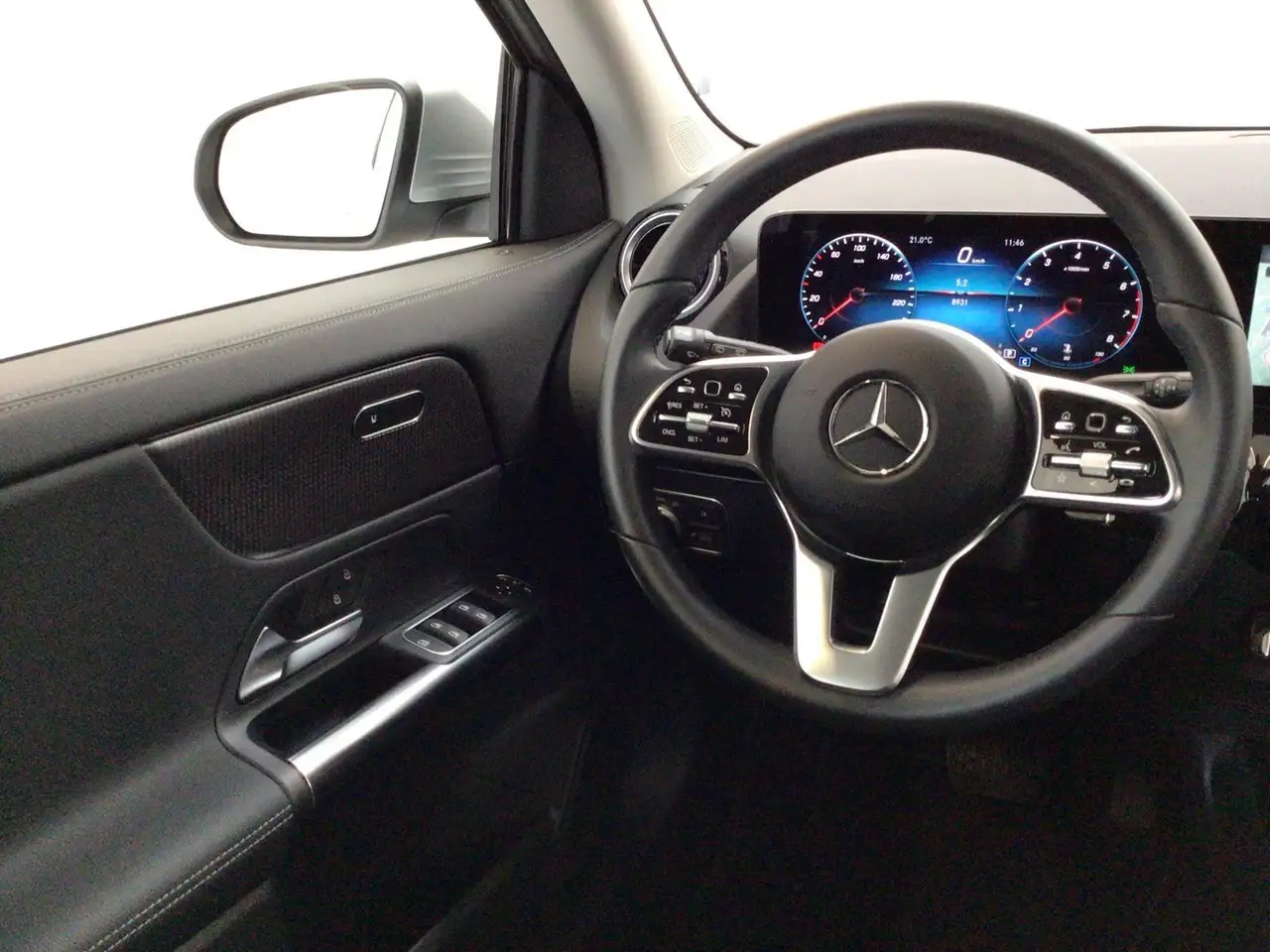 Mercedes-Benz GLA PROGRE BUSI MBUX+ SHZ KAMERA AHK LED DAB, миниатюра 12
