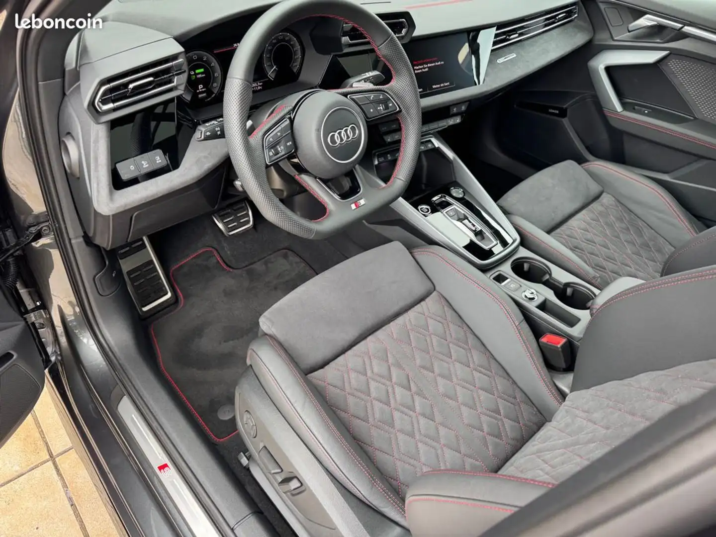Audi A3 45 TFSIE 272 HYBRIDE RECHARGEABLE GARANTIE [Coordonnées masquées] KMS matrix toit ouvrant sonos affichage tête haute , ha Grijs - 2