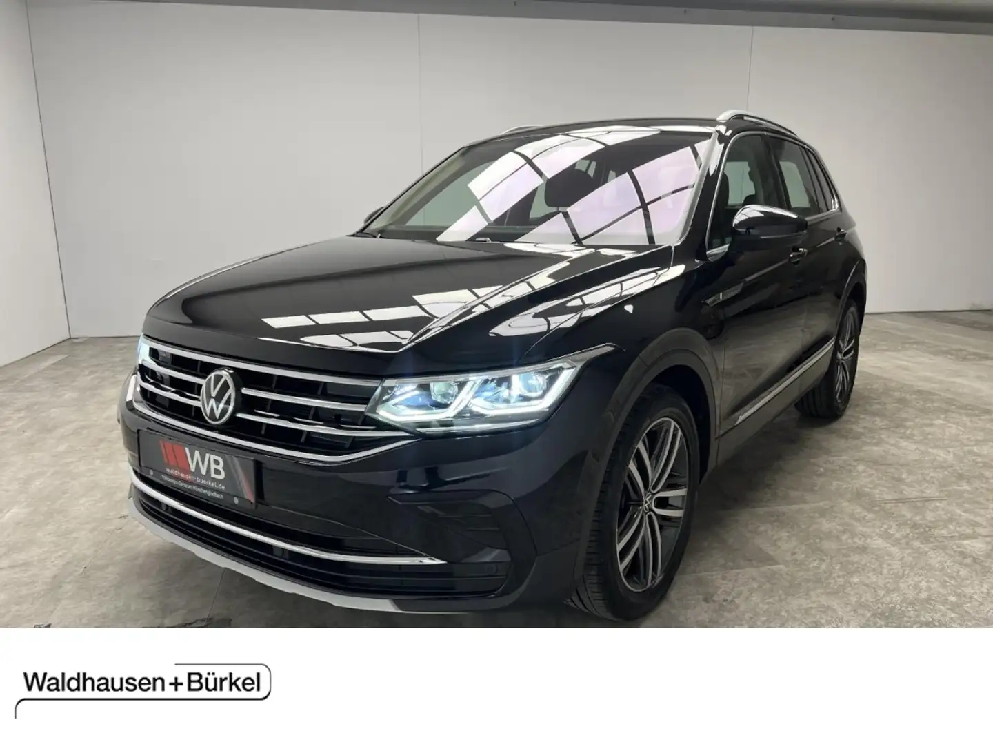 Volkswagen Tiguan 1.5 TSI DSG Elegance Klima Navi Einparkhilfe Noir - 1