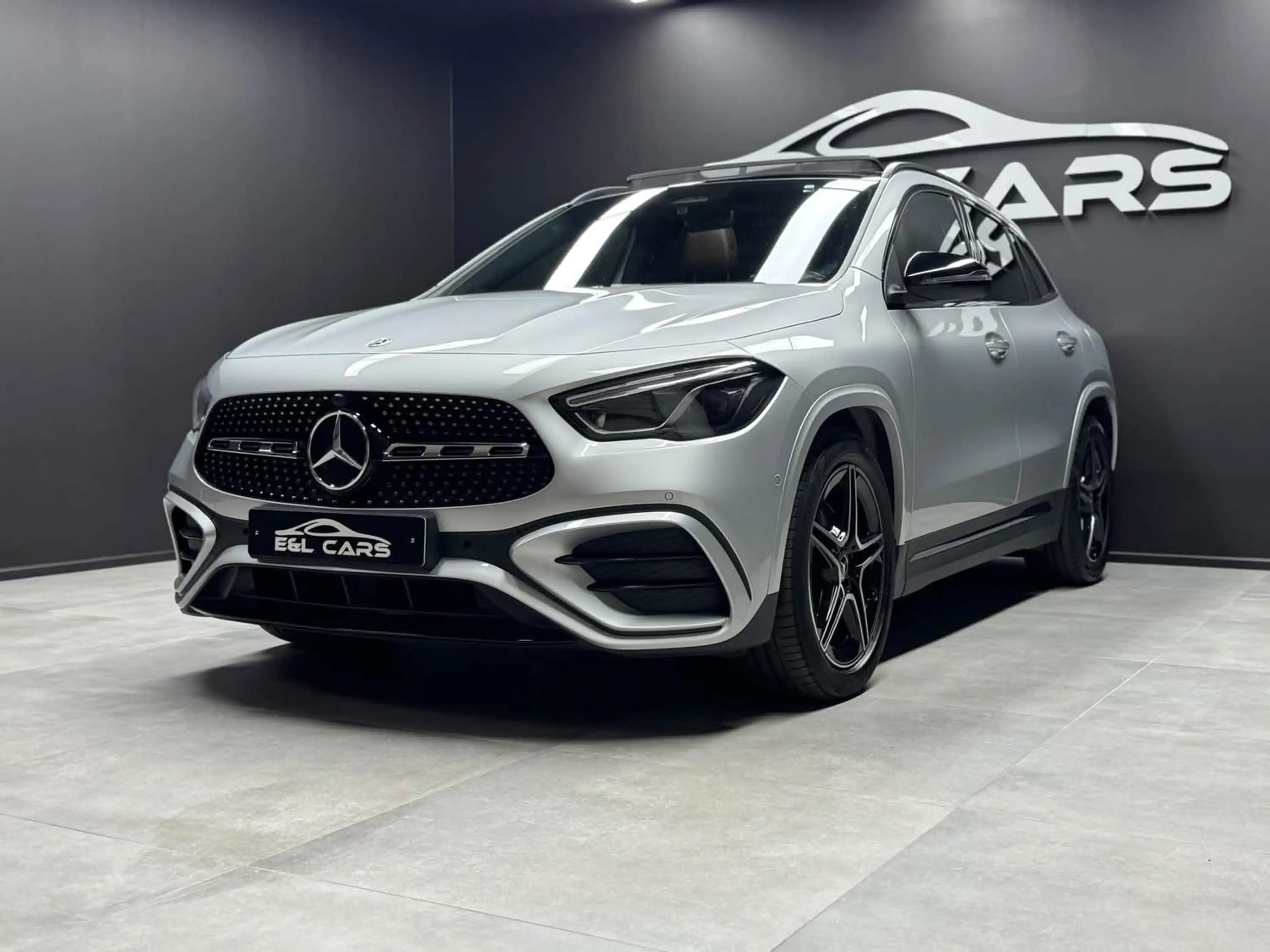 Mercedes-Benz GLA 180 GLA 180 d AMG Line **12 mois de garantie**