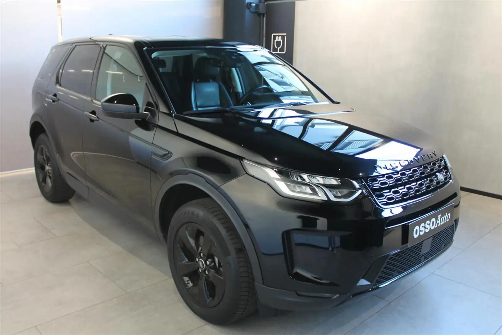 Land Rover Discovery Sport 2.0 D I4 MEHV 150 HP AWD S AUTOMATICA Black - 1