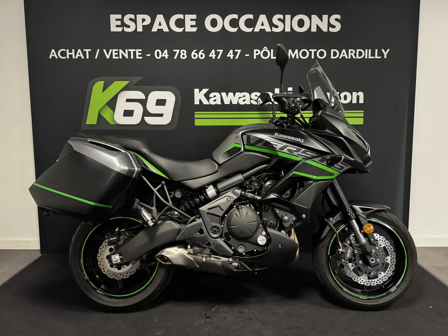 Kawasaki Versys 650 Gris - 1