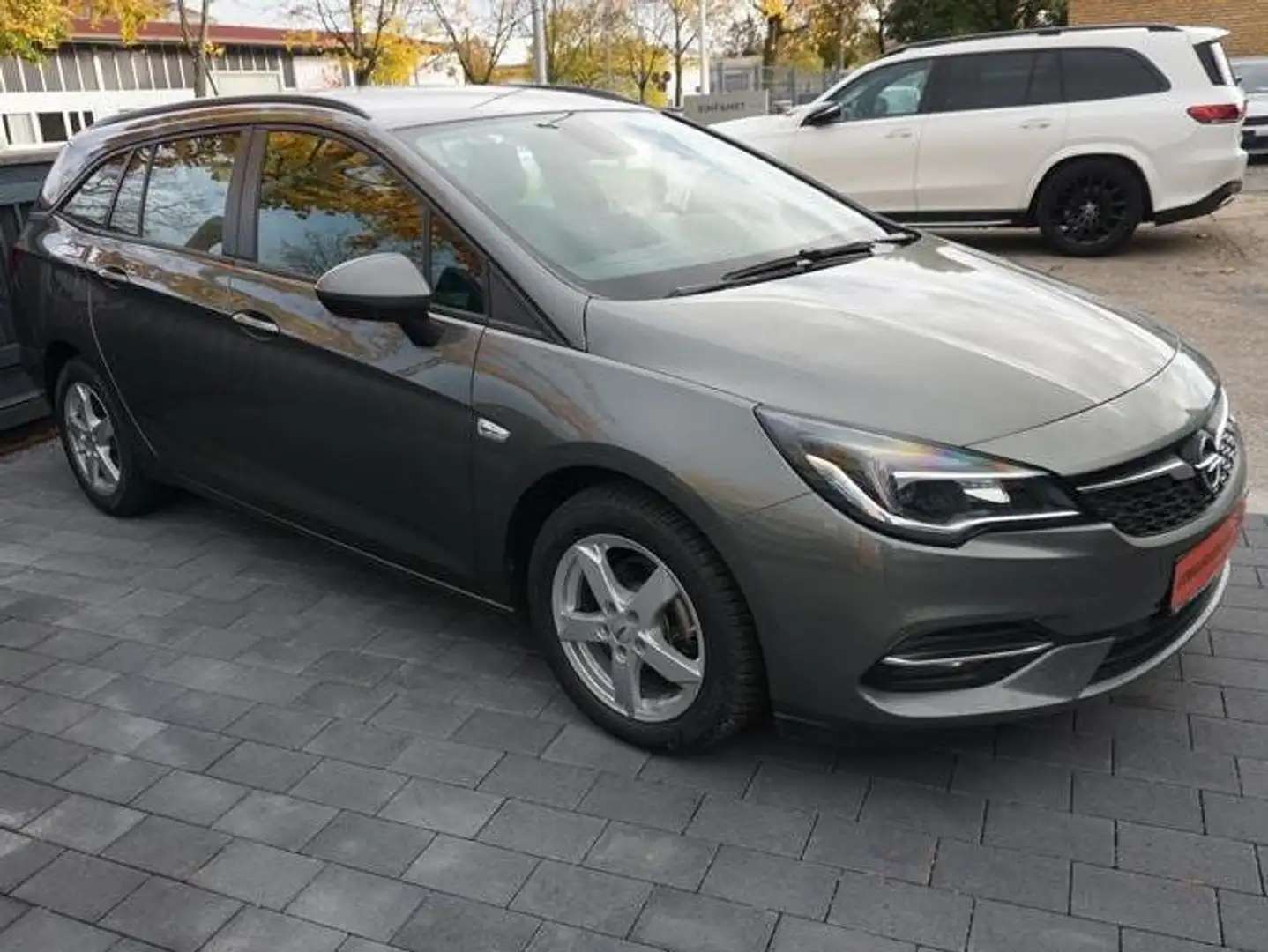 Opel Astra Business Start/Stop Automatic Grau - 1