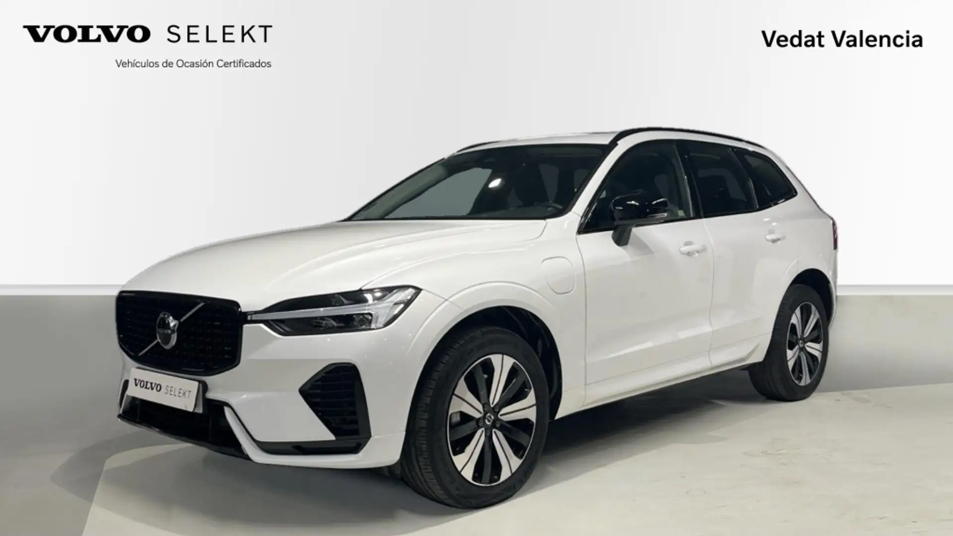 Volvo XC60 2.0 T6 RECHARGE PLUS DARK AUTO 4WD 350 5P - 1