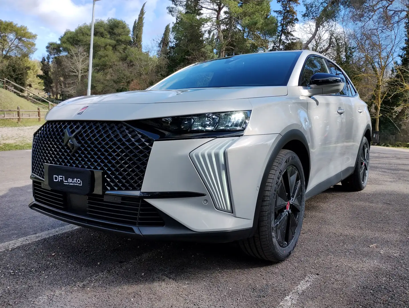 DS Automobiles DS 7 Crossback DS7 1.5 bluehdi Performance Line 130cv auto Beige - 1