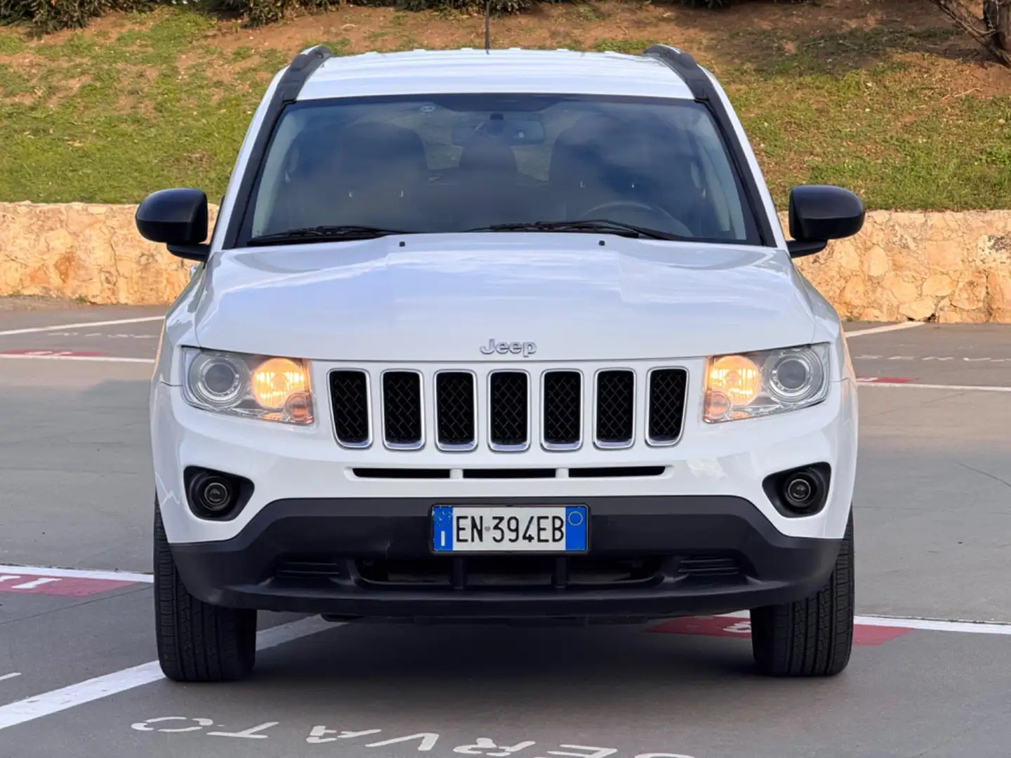 Jeep Compass 2.2 CRD LIMITED+NAVI+RCAM+18''+VSCURI+CRUISE Blanc - 2